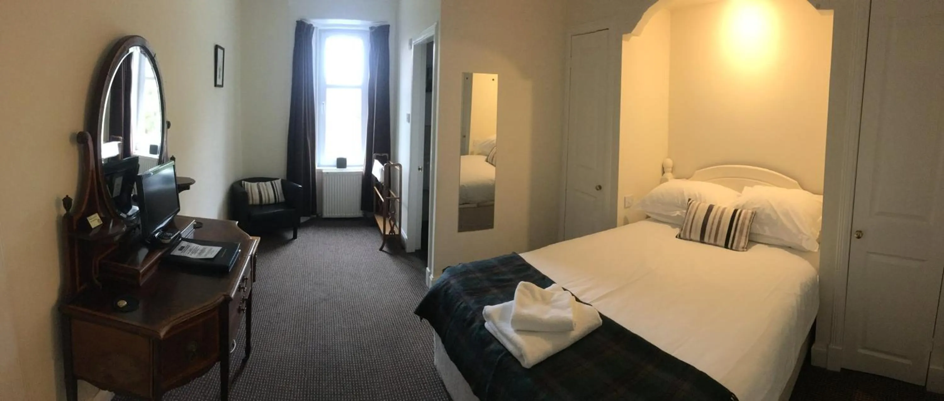 Bed in Loch Shiel Hotel