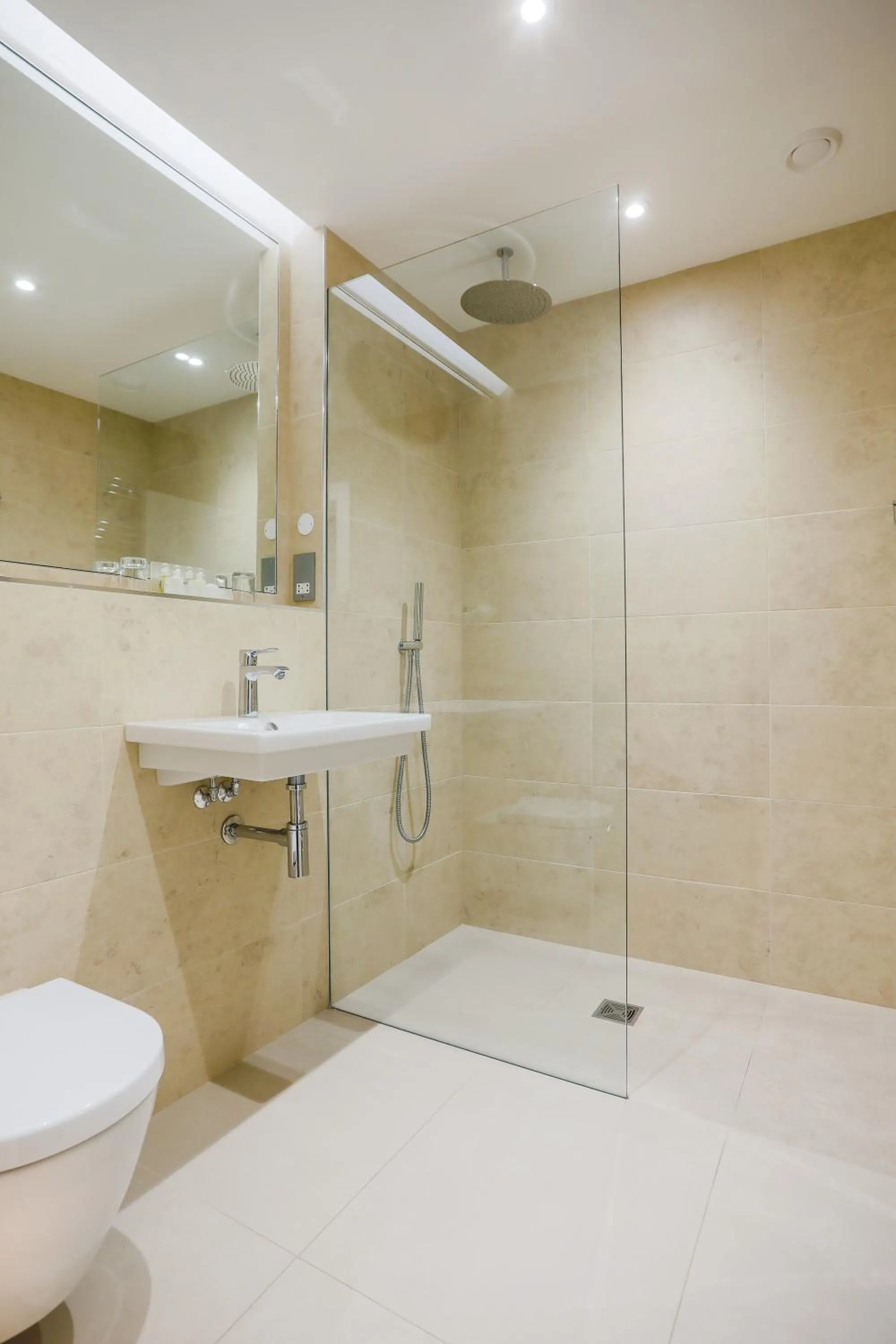 Bathroom in Claremont Hotel