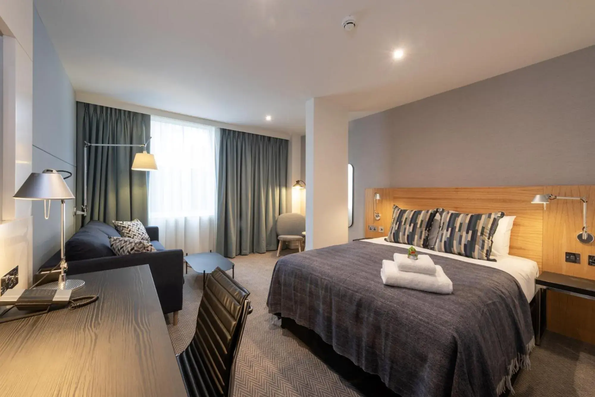 Bed in Apex City of Edinburgh Hotel Bed in Apex City of Edinburgh Hotel