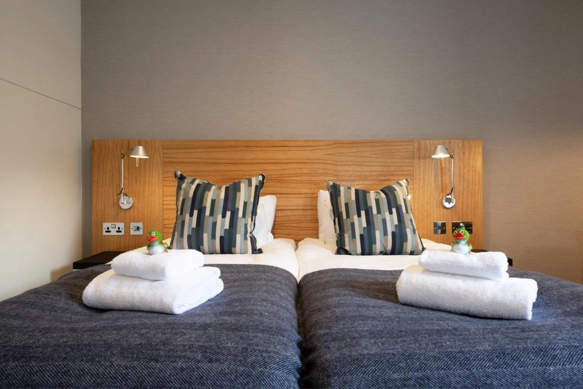 Bed in Apex City of Edinburgh Hotel