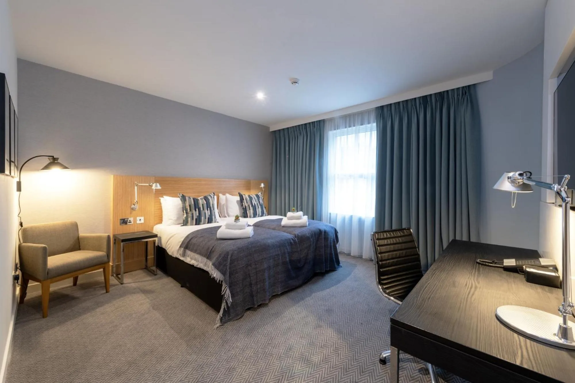 Bed in Apex City of Edinburgh Hotel