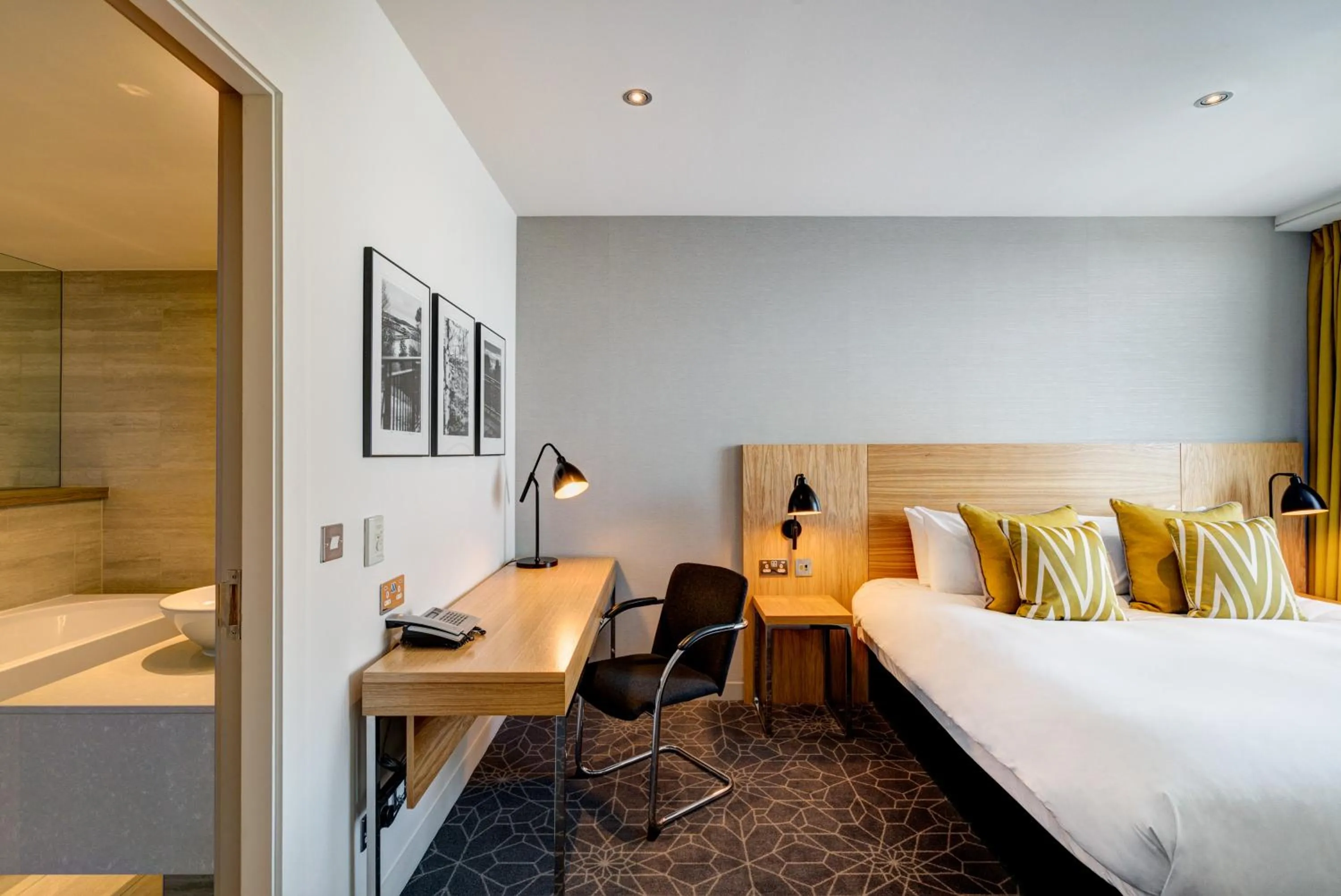 Bed in Apex City Quay Hotel & Spa