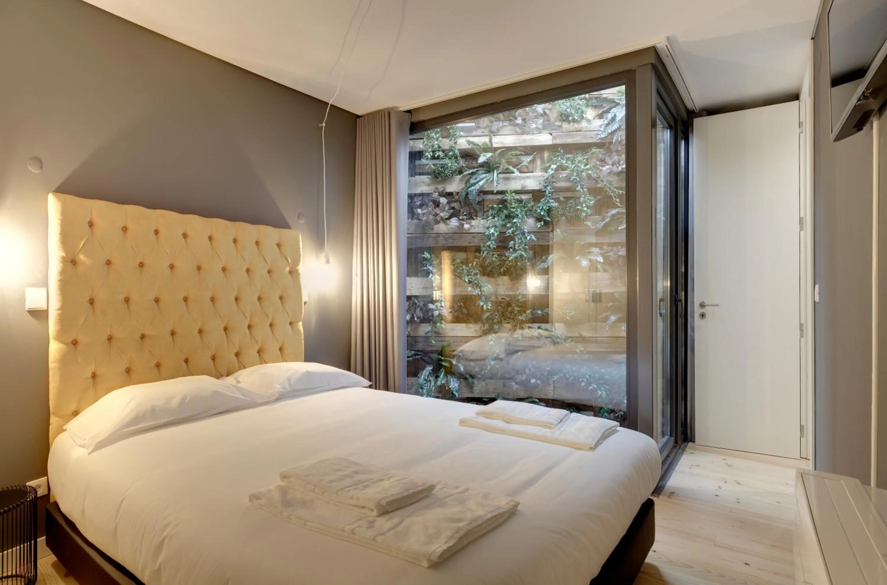 Bedroom, Bed in City Stays Bica Apartments