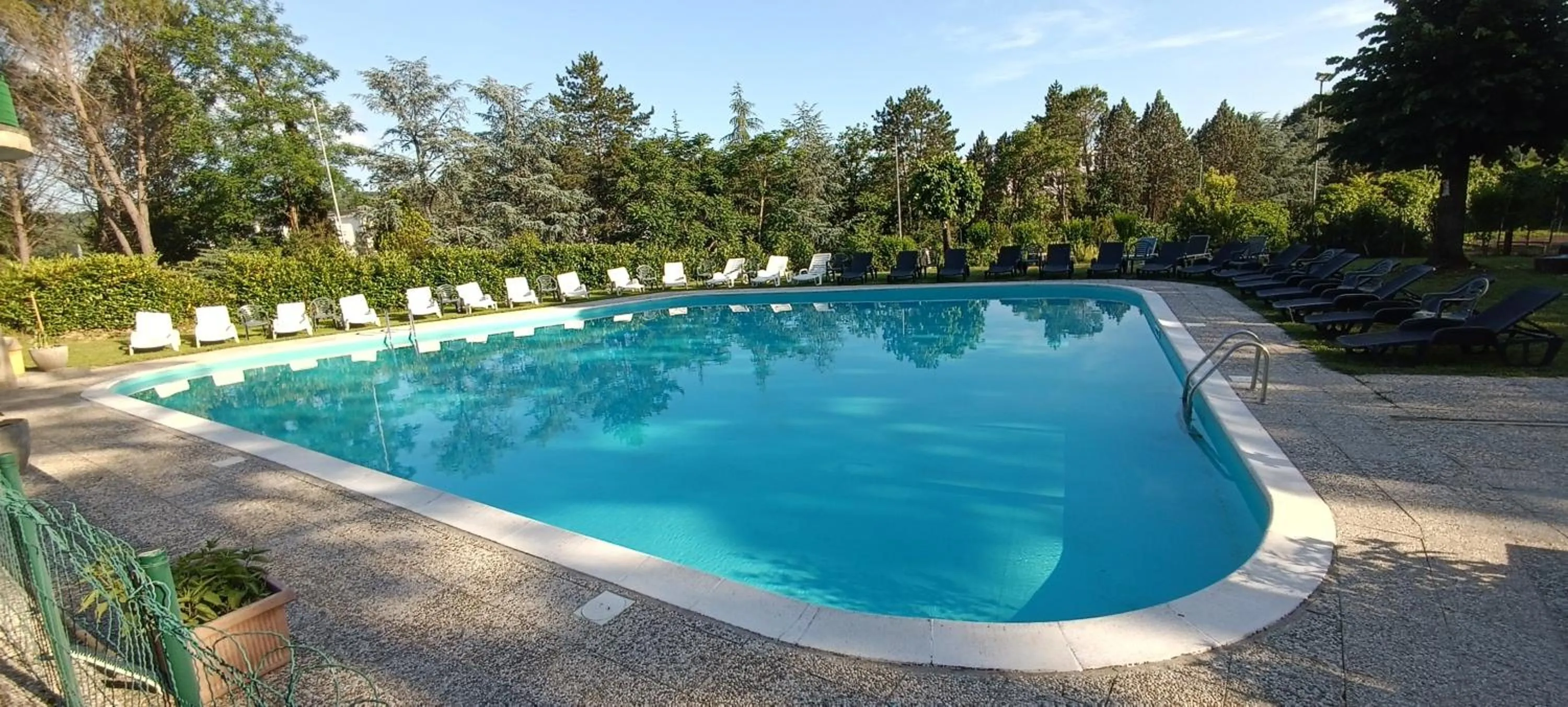 Swimming pool in Park Hotel Galileo