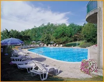 Swimming pool in Park Hotel Galileo