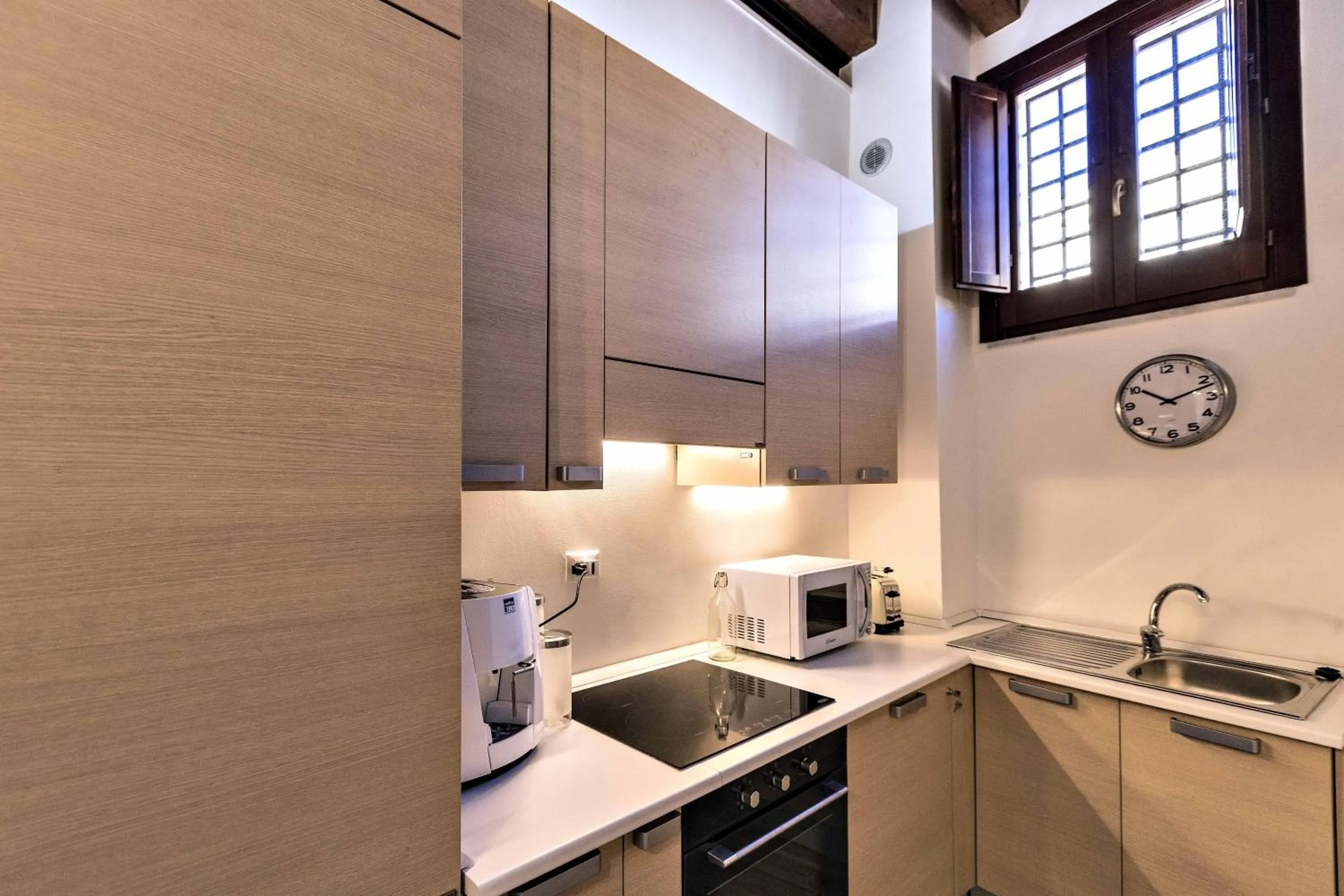 Communal kitchen in Casa Nostra B&B