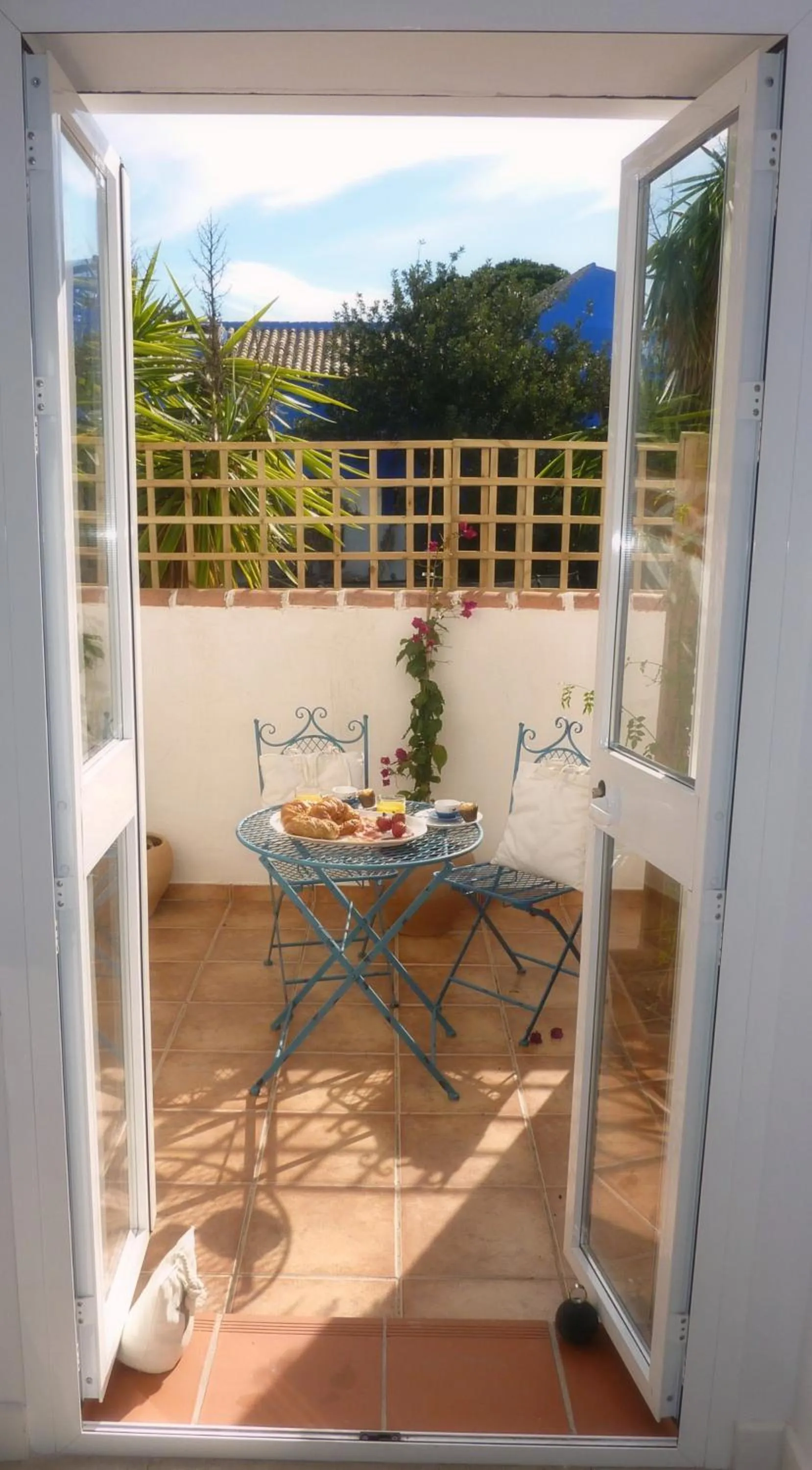 Patio in Villa Breeze Boutique Guest Rooms, Marbella