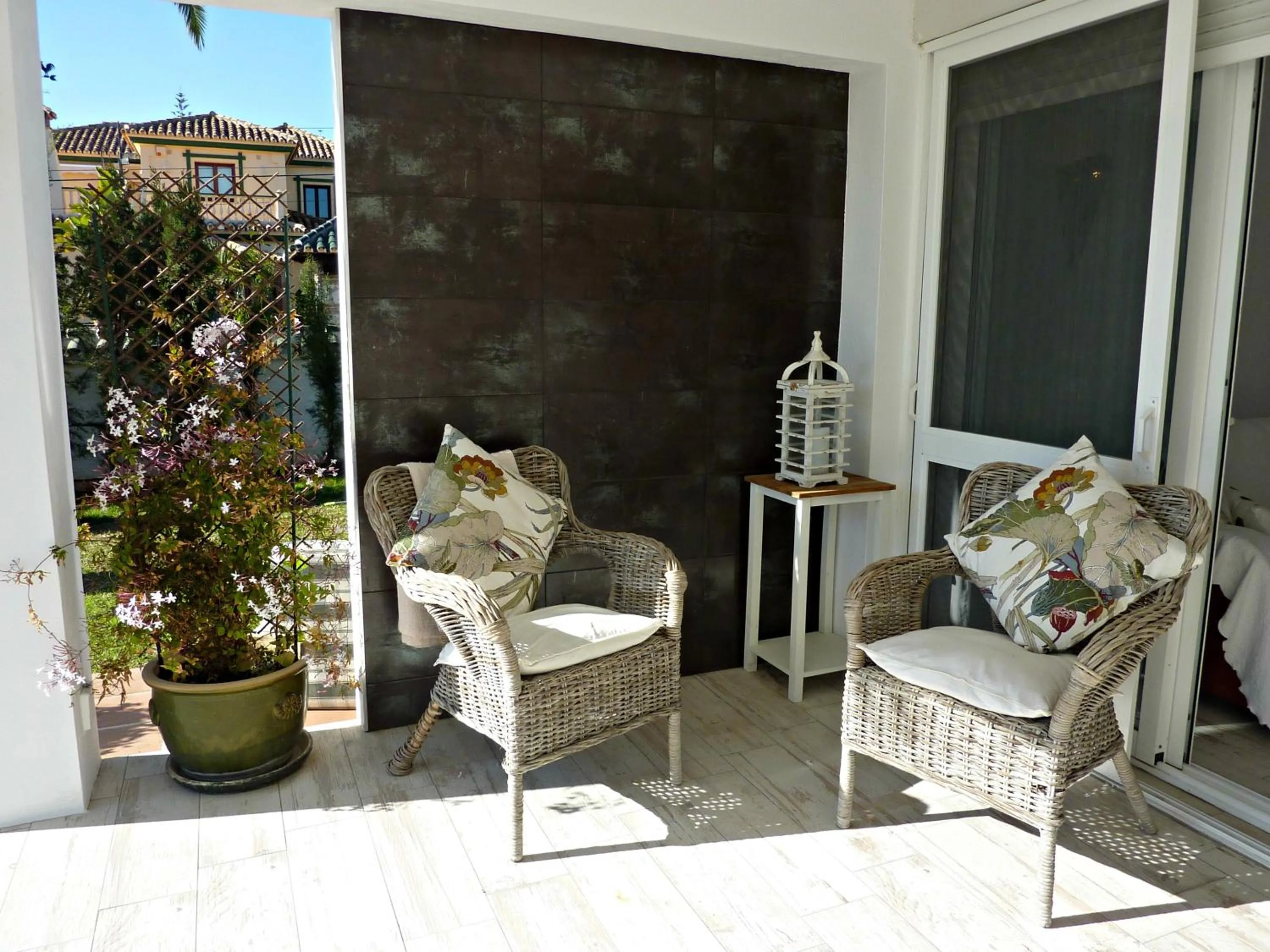 Patio in Villa Breeze Boutique Guest Rooms, Marbella