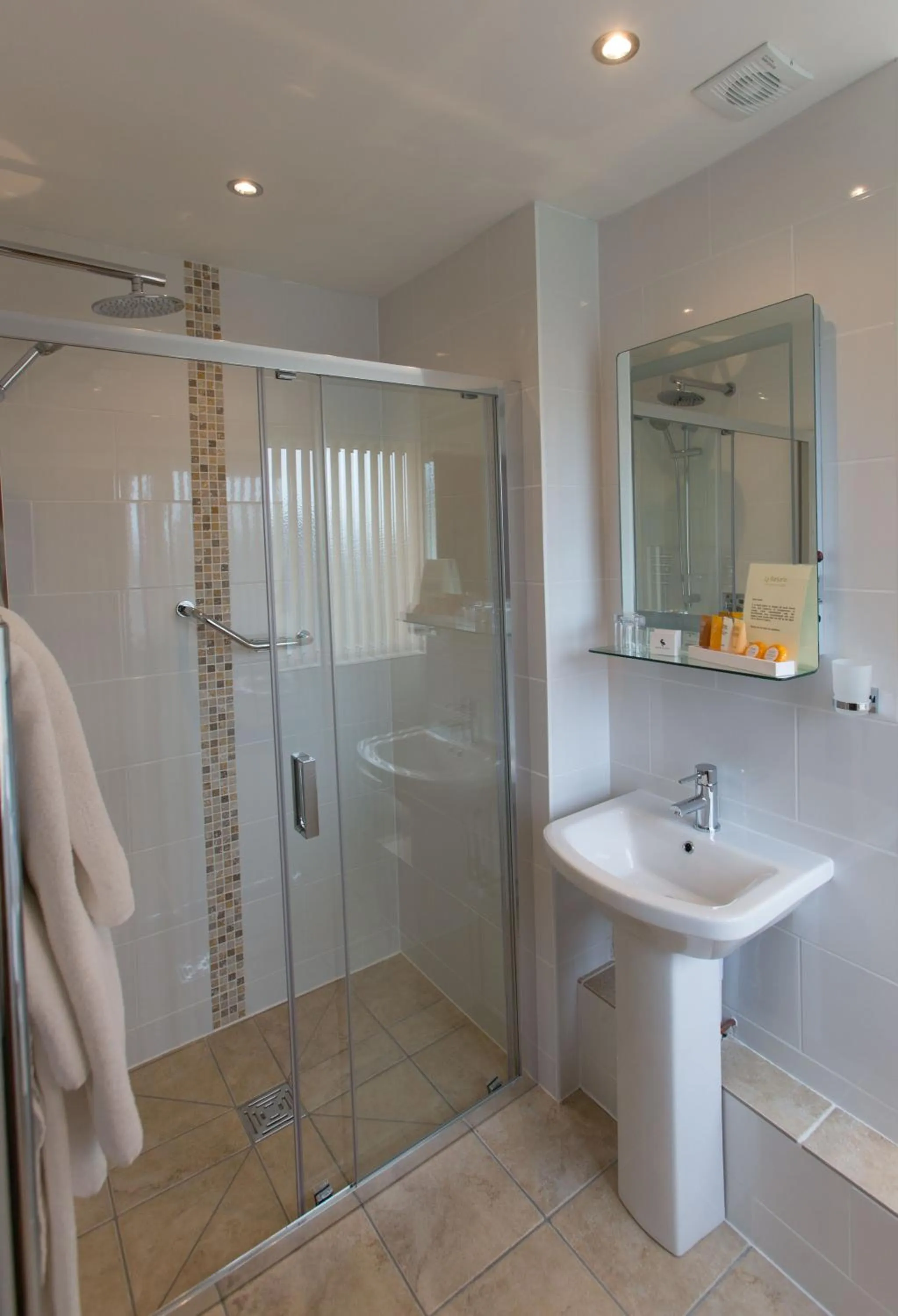 Shower in La Barbarie Hotel by Eight Continents