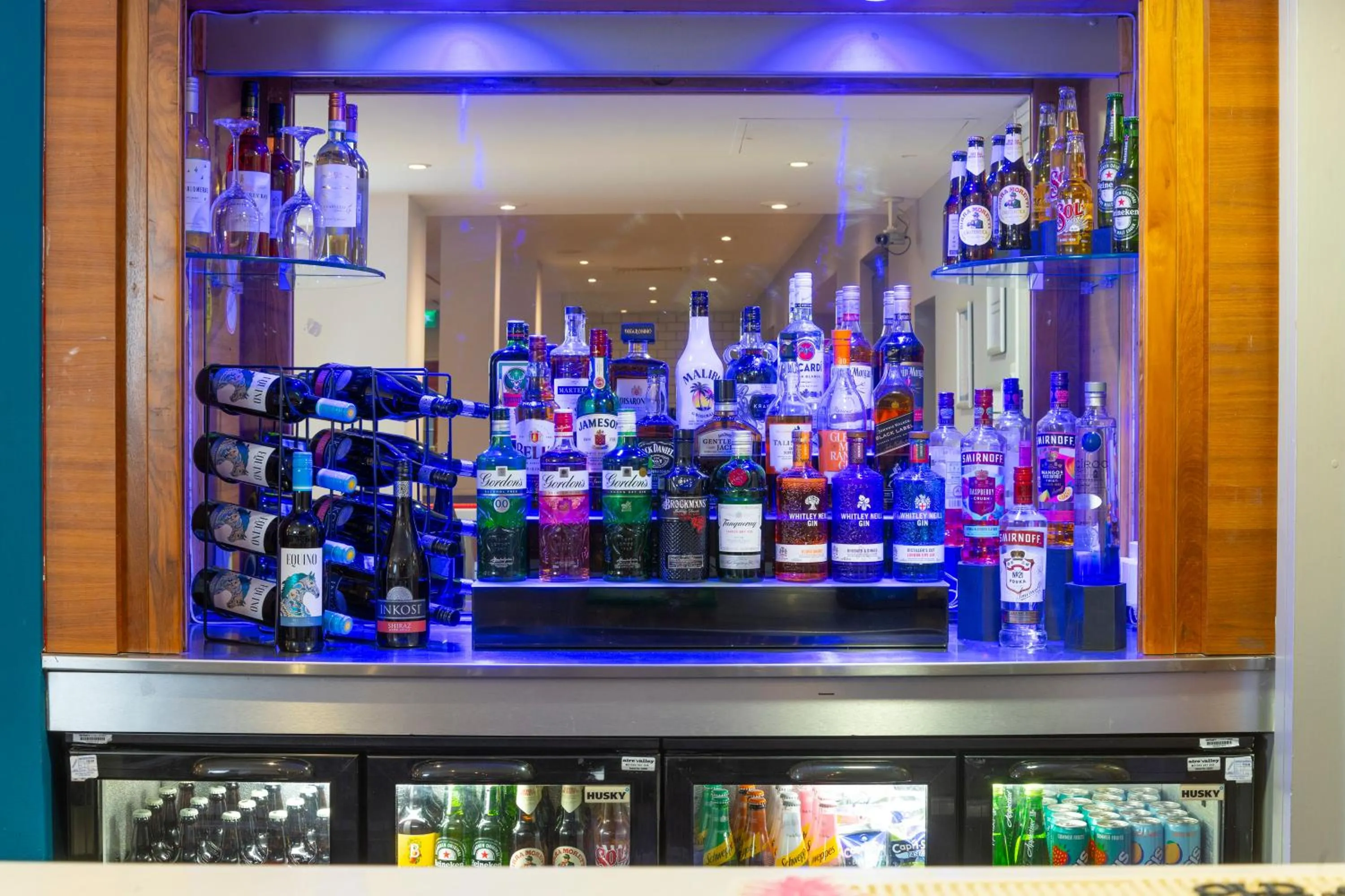 Lounge or bar in Holiday Inn Express Stevenage by IHG