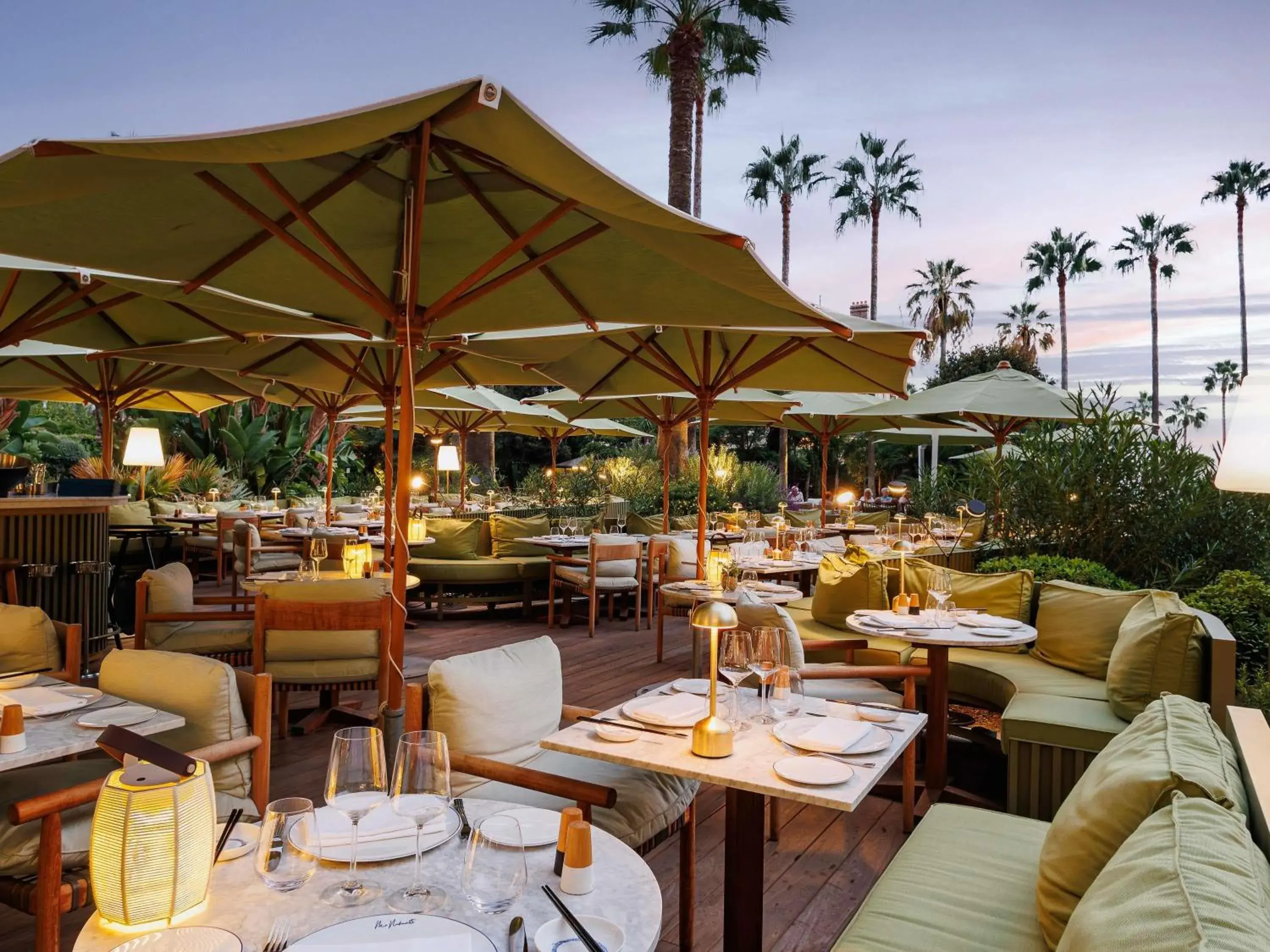 Restaurant/places to eat in Mondrian Cannes Restaurant/places to eat in Mondrian Cannes