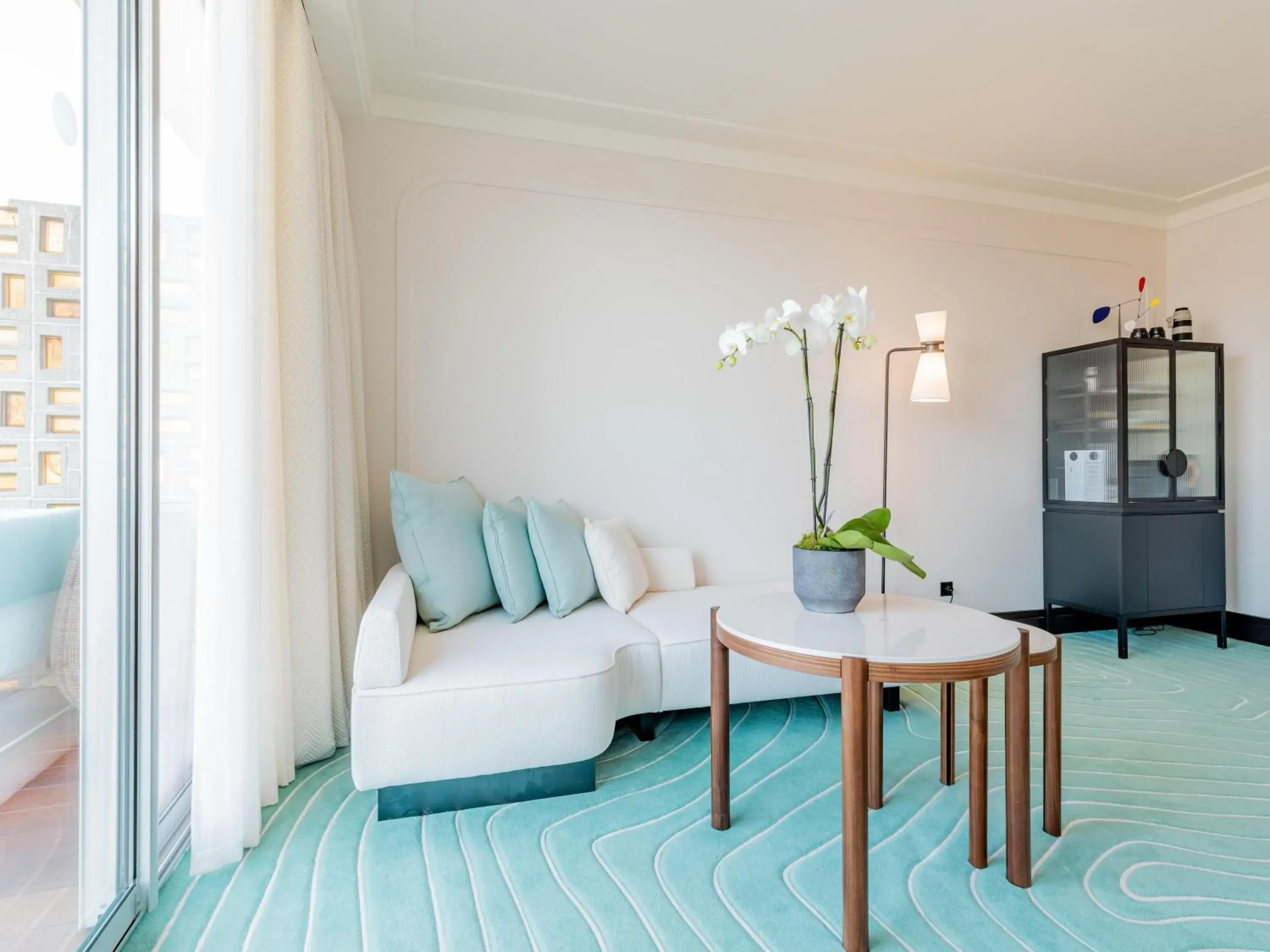 Serenity Suite with Terrace and City View in Mondrian Cannes Serenity Suite with Terrace and City View in Mondrian Cannes