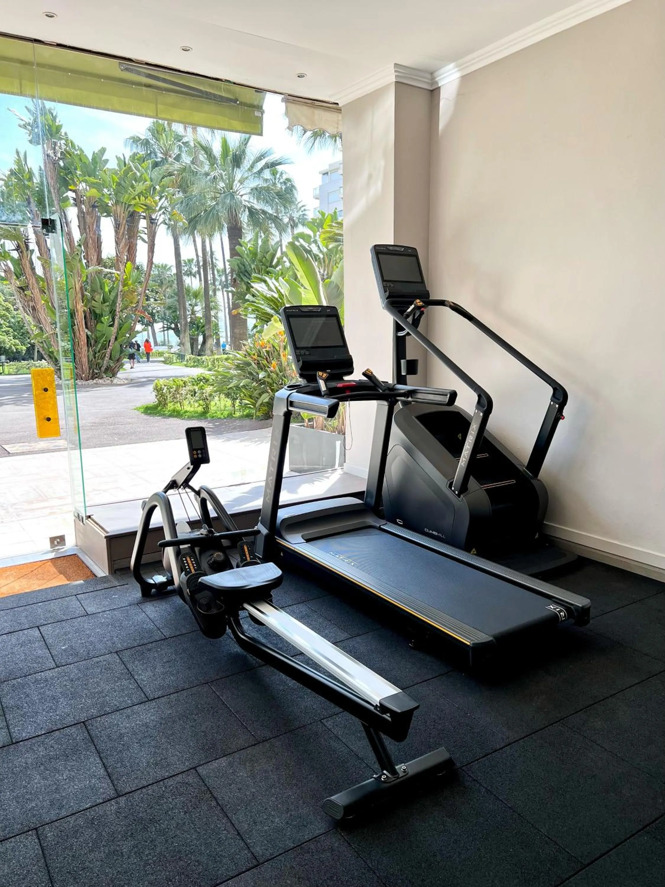 Fitness centre/facilities in Mondrian Cannes