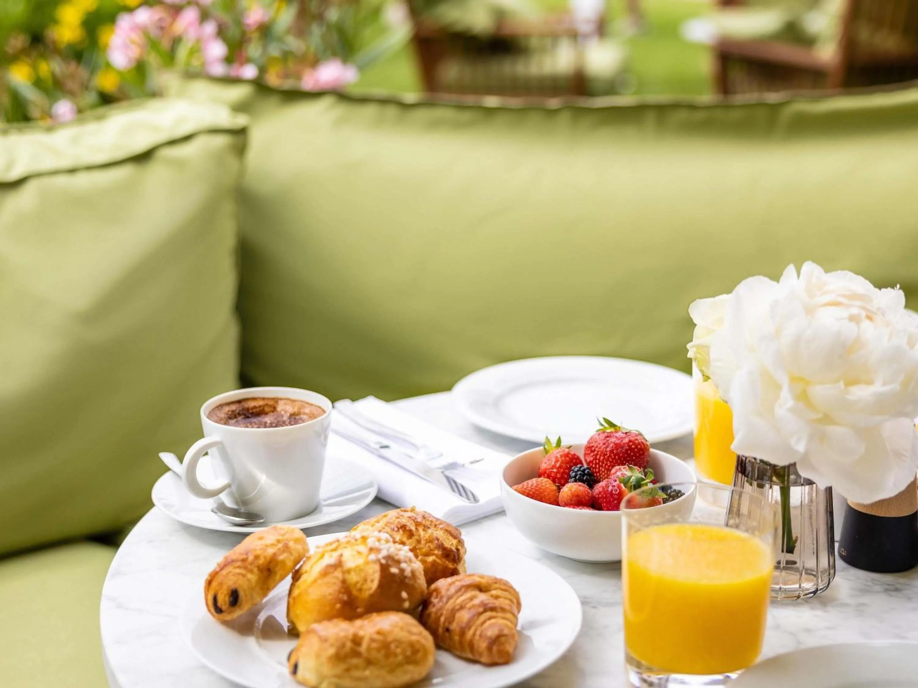 Breakfast in Mondrian Cannes