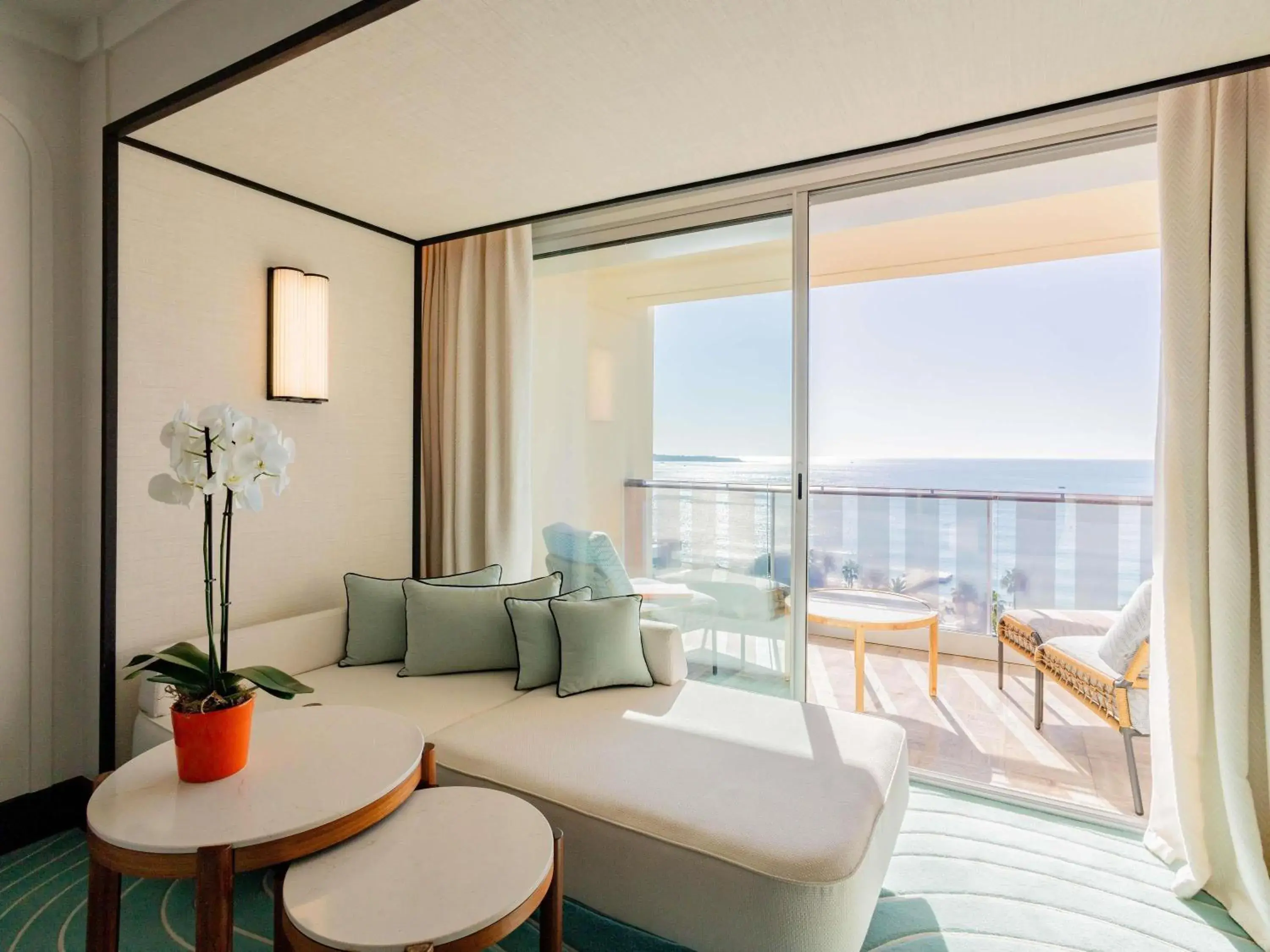 Bedroom, Bed in Mondrian Cannes Bedroom, Bed in Mondrian Cannes