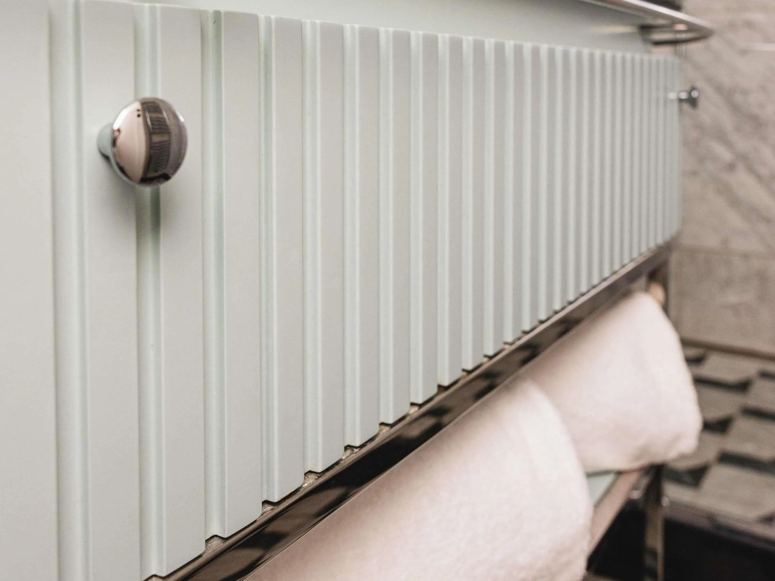 Bedroom in Mondrian Cannes