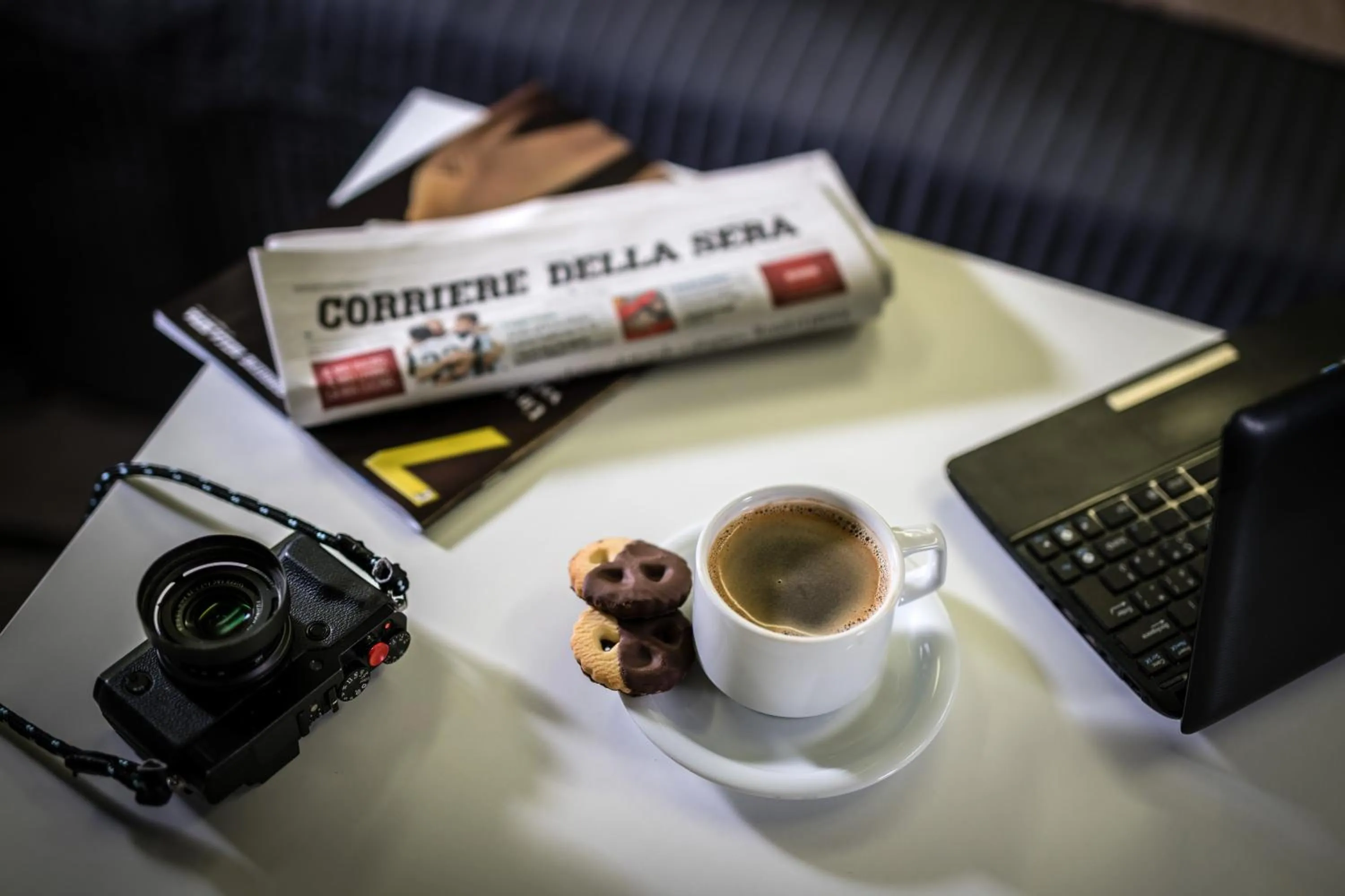 Decorative detail in Fior di Loto Sweetness