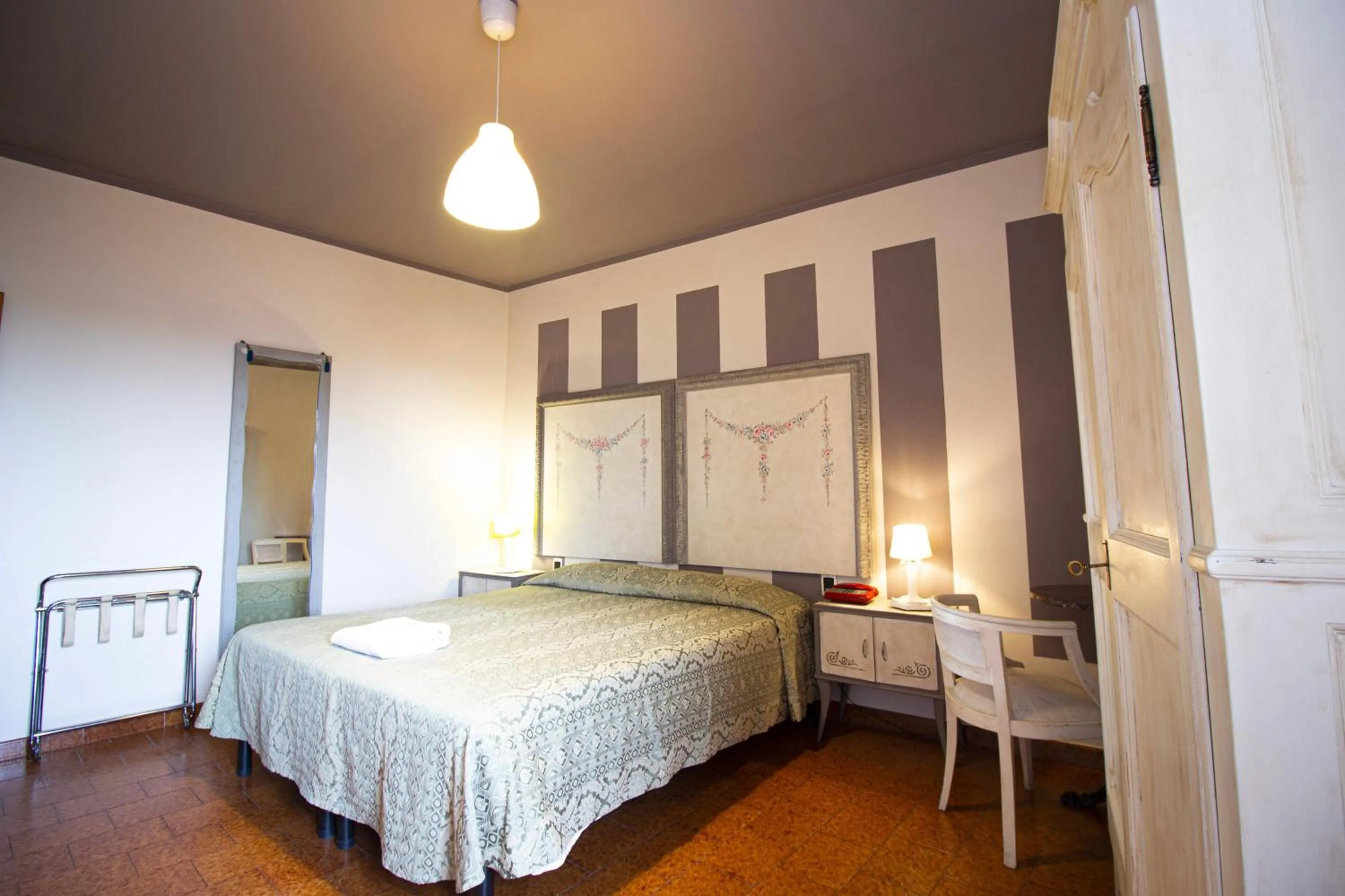 Photo of the whole room, Bed in Hotel PRime