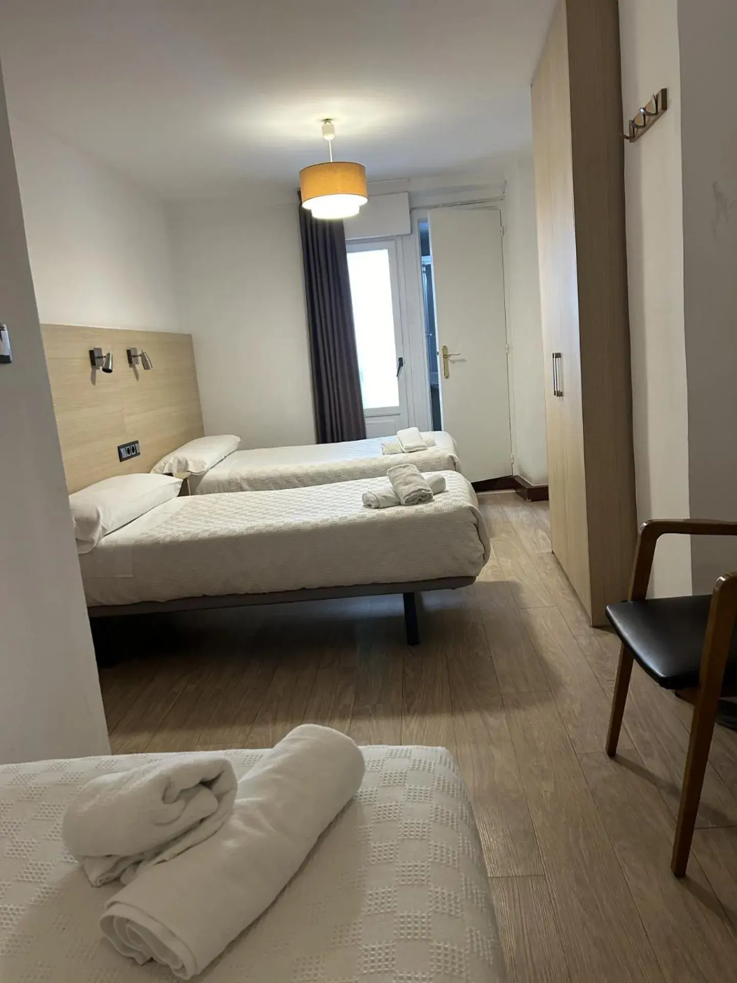 Triple Room with Three Single Beds in Casa OTANO Triple Room with Three Single Beds in Casa OTANO
