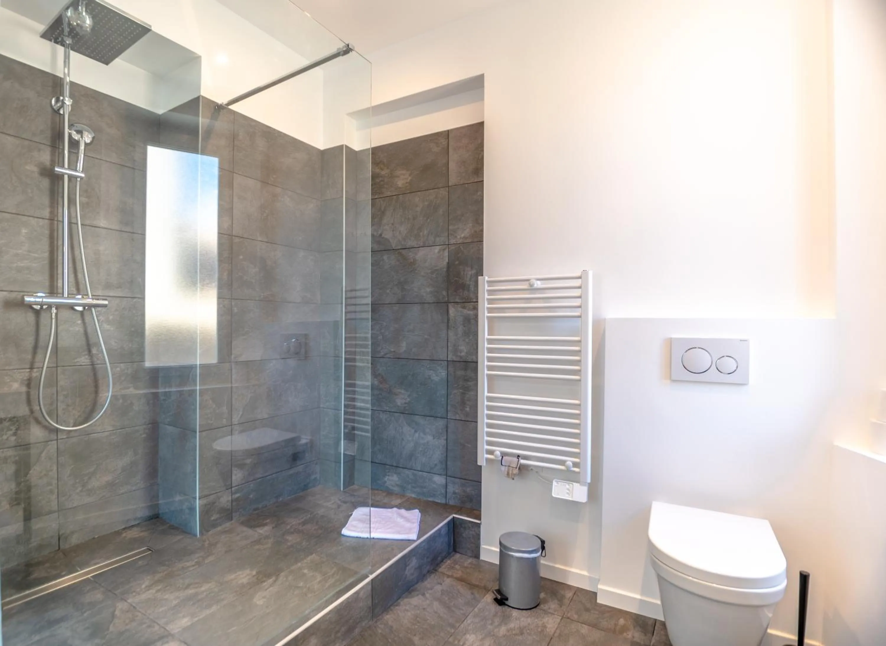 Bathroom in Hotel Les Palmiers