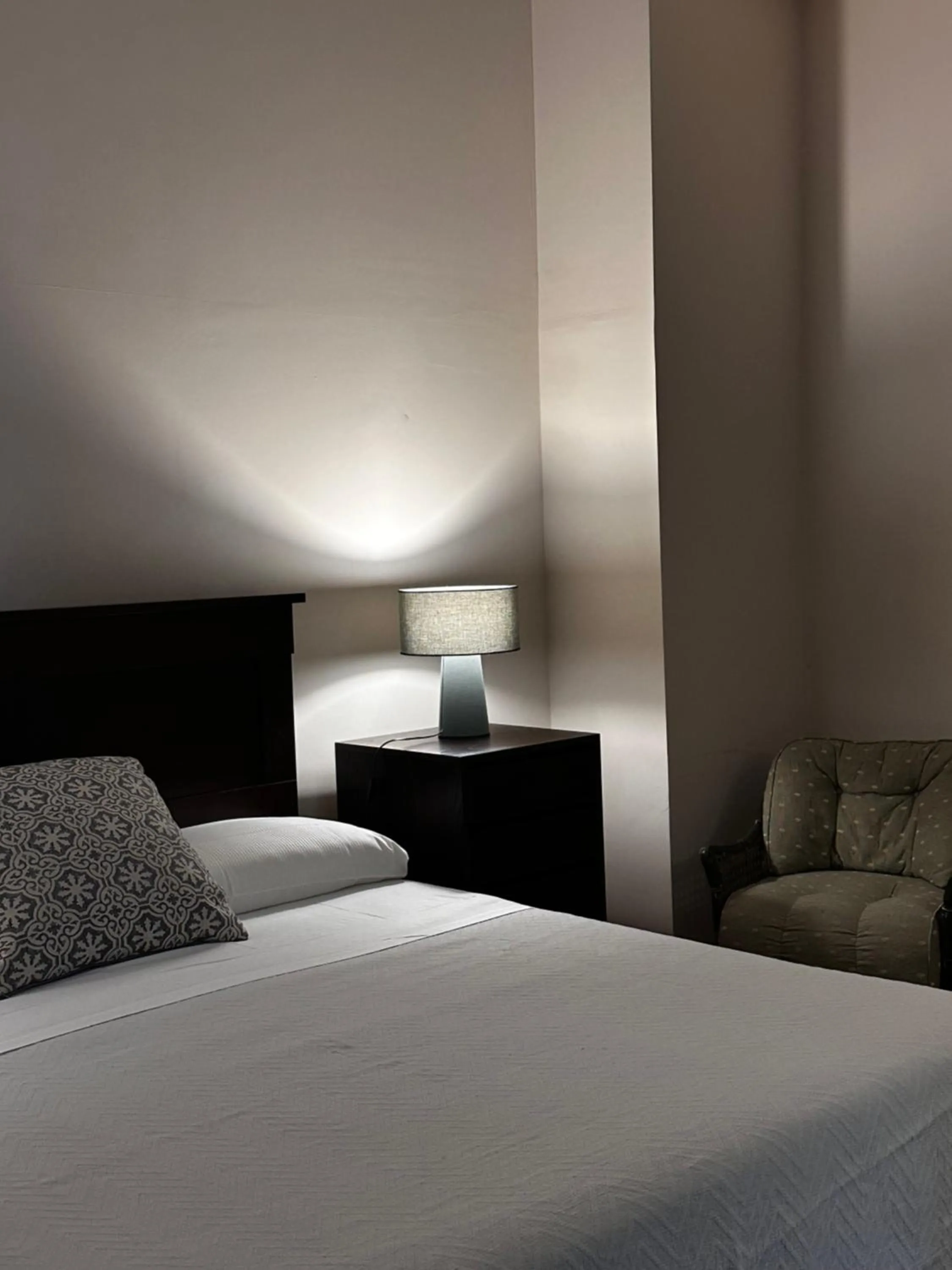 Bed in Hotel Palazzo Piccolomini