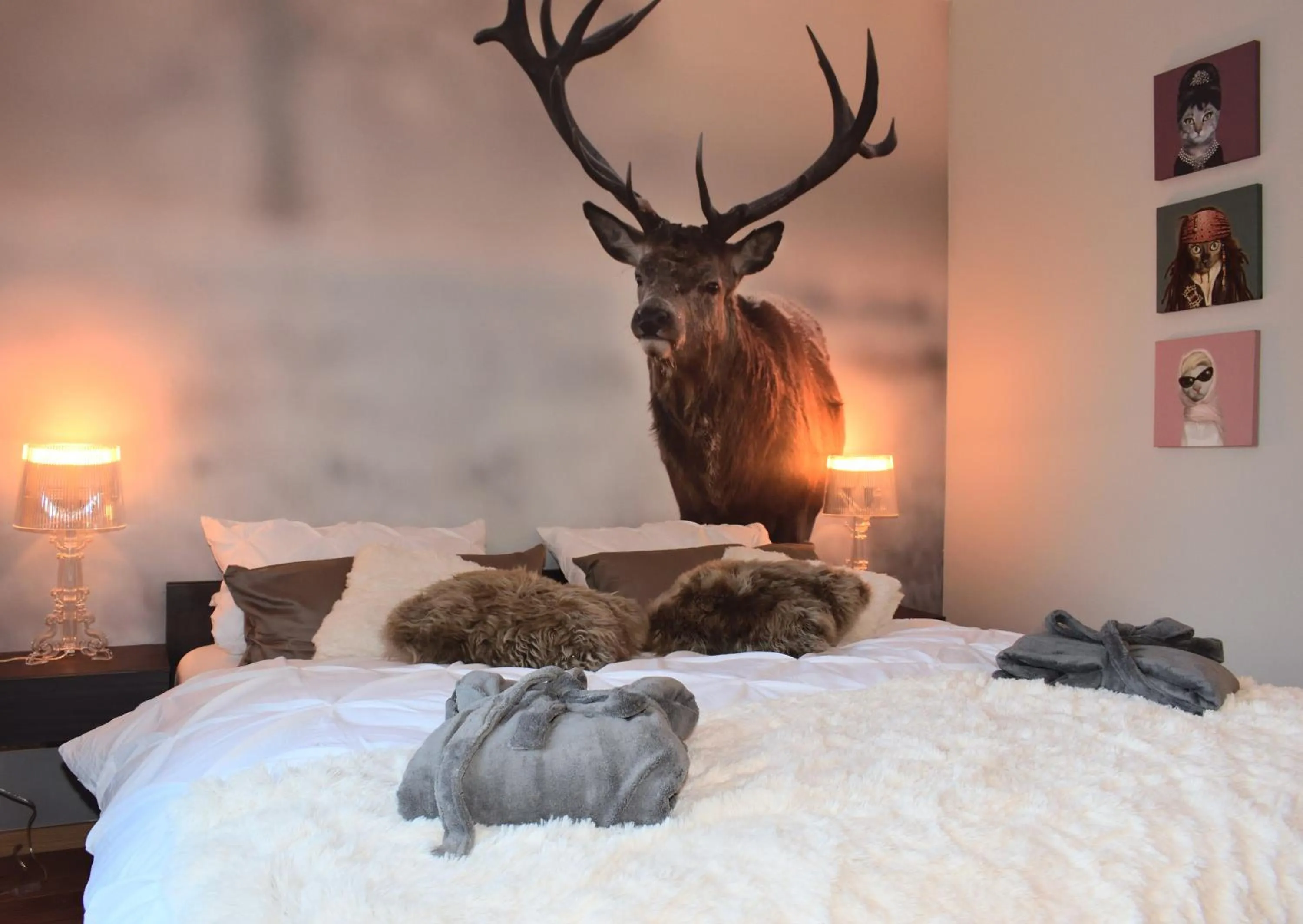 Decorative detail, Bed in Echt-Harz-Fewo