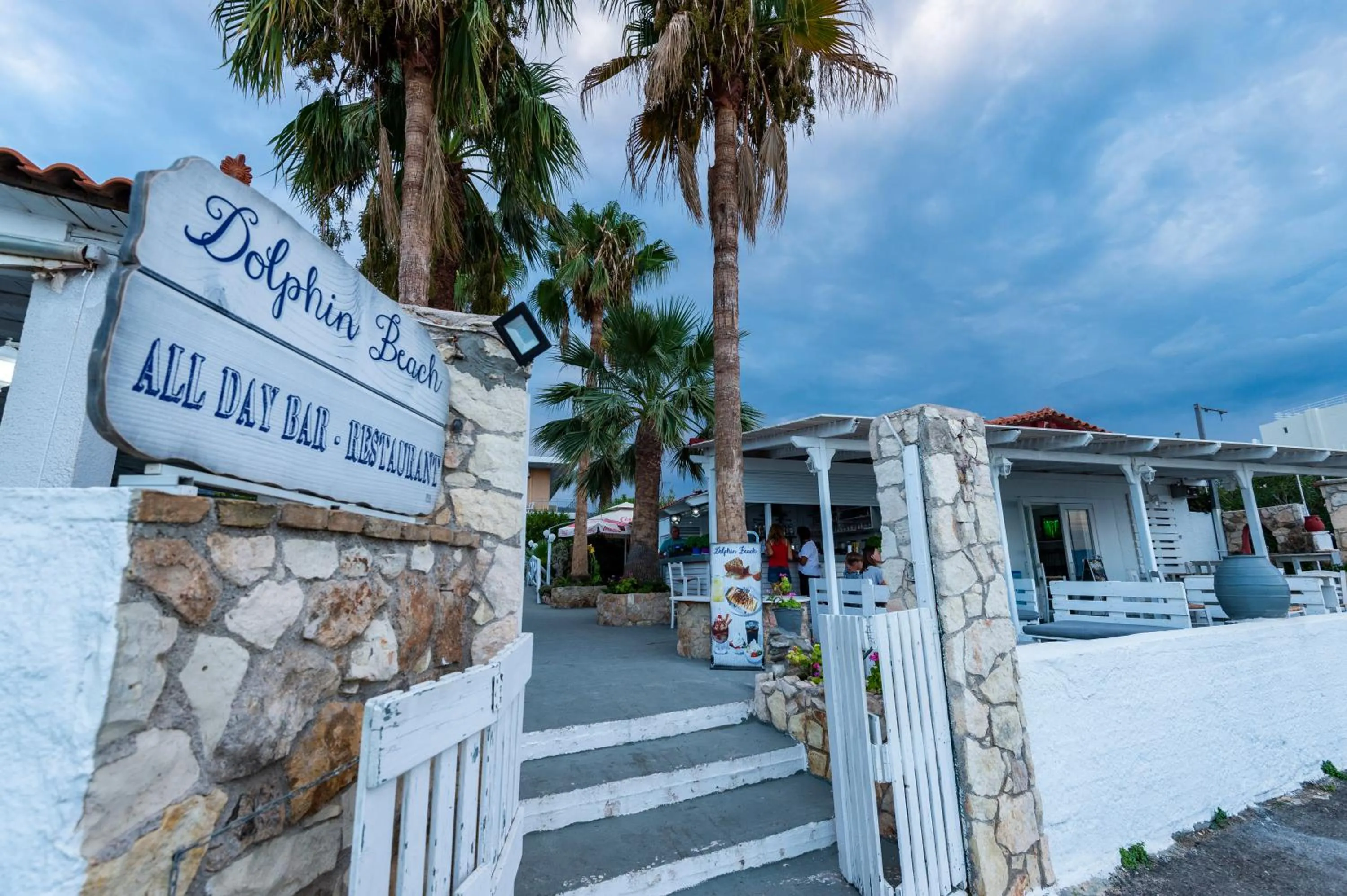 Garden in Hotel Agamemnon Beach