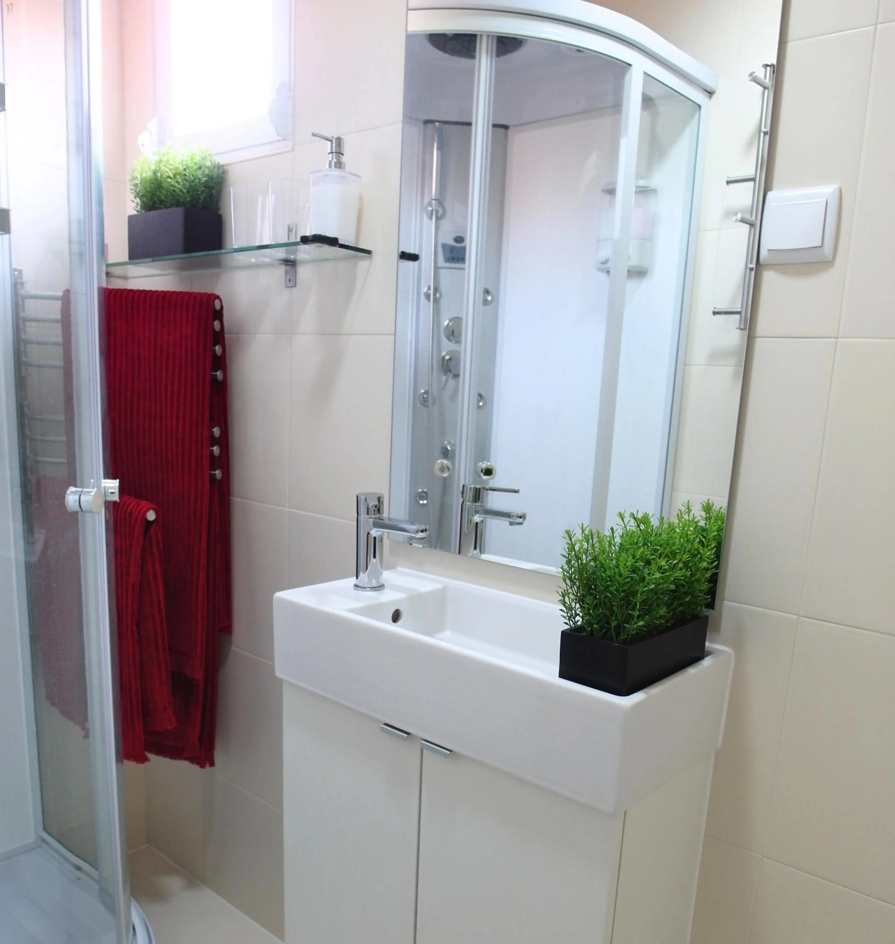 Bathroom in SantoSweethome 1