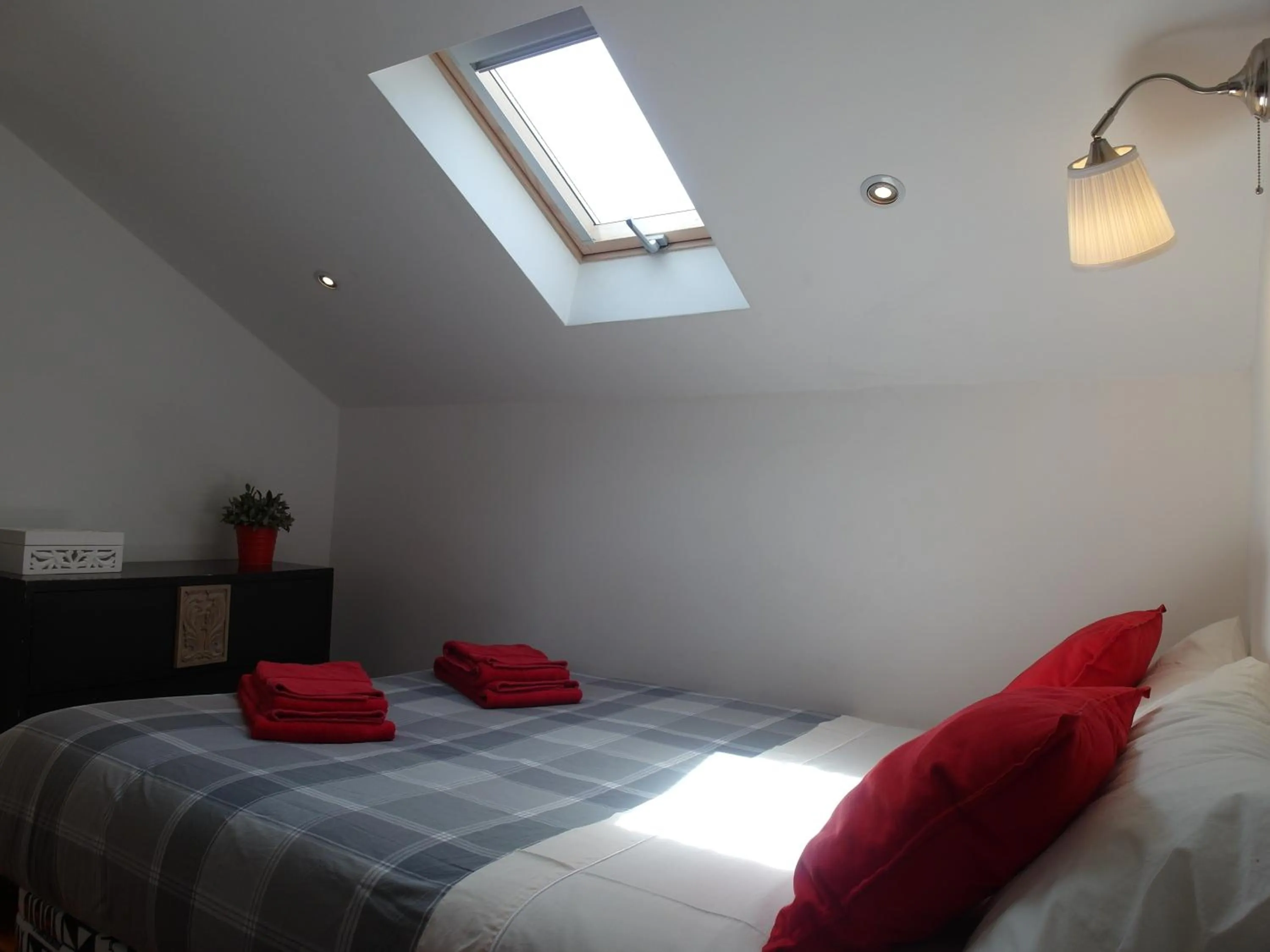 Bed in SantoSweethome 1