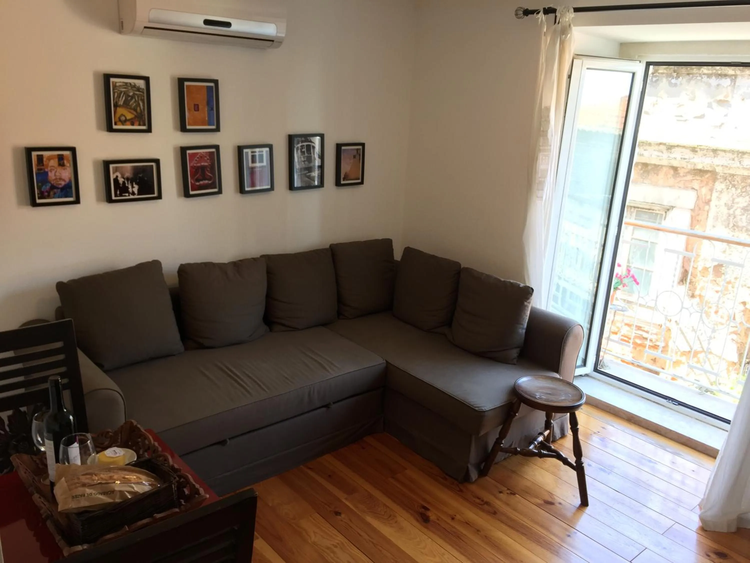 Living room in SantoSweethome 1