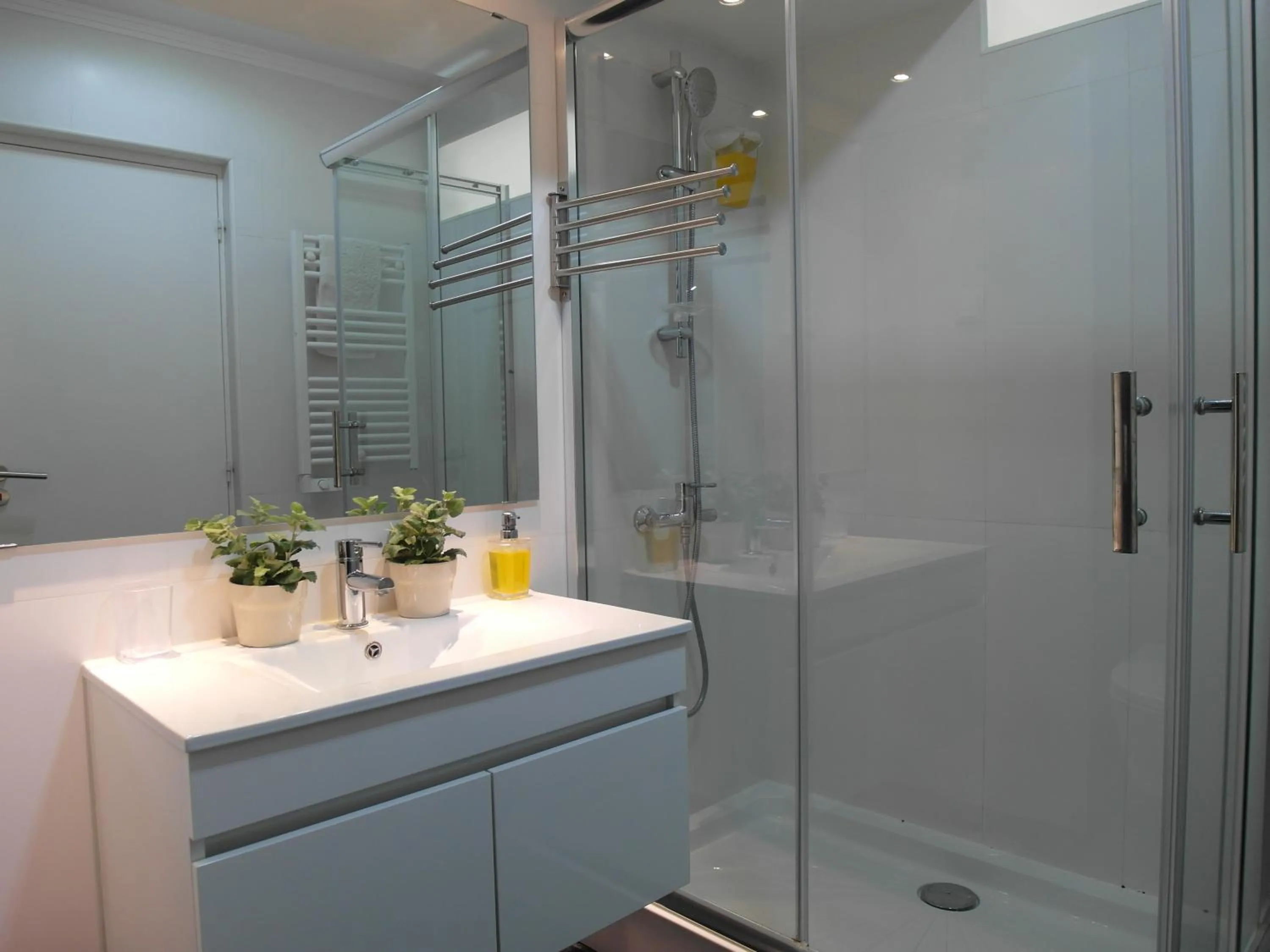 Bathroom in SantoSweethome 1