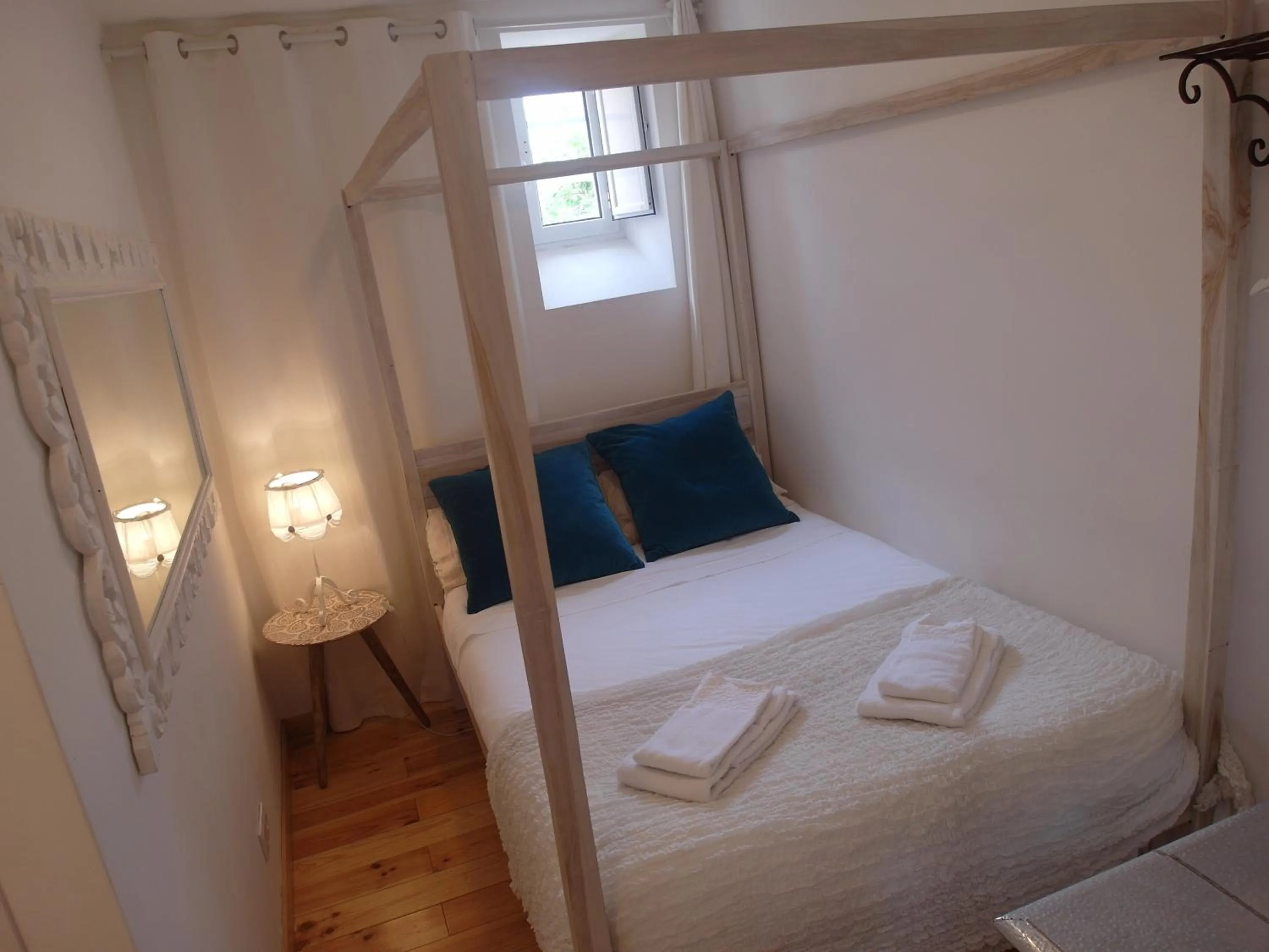 Bed in SantoSweethome 1