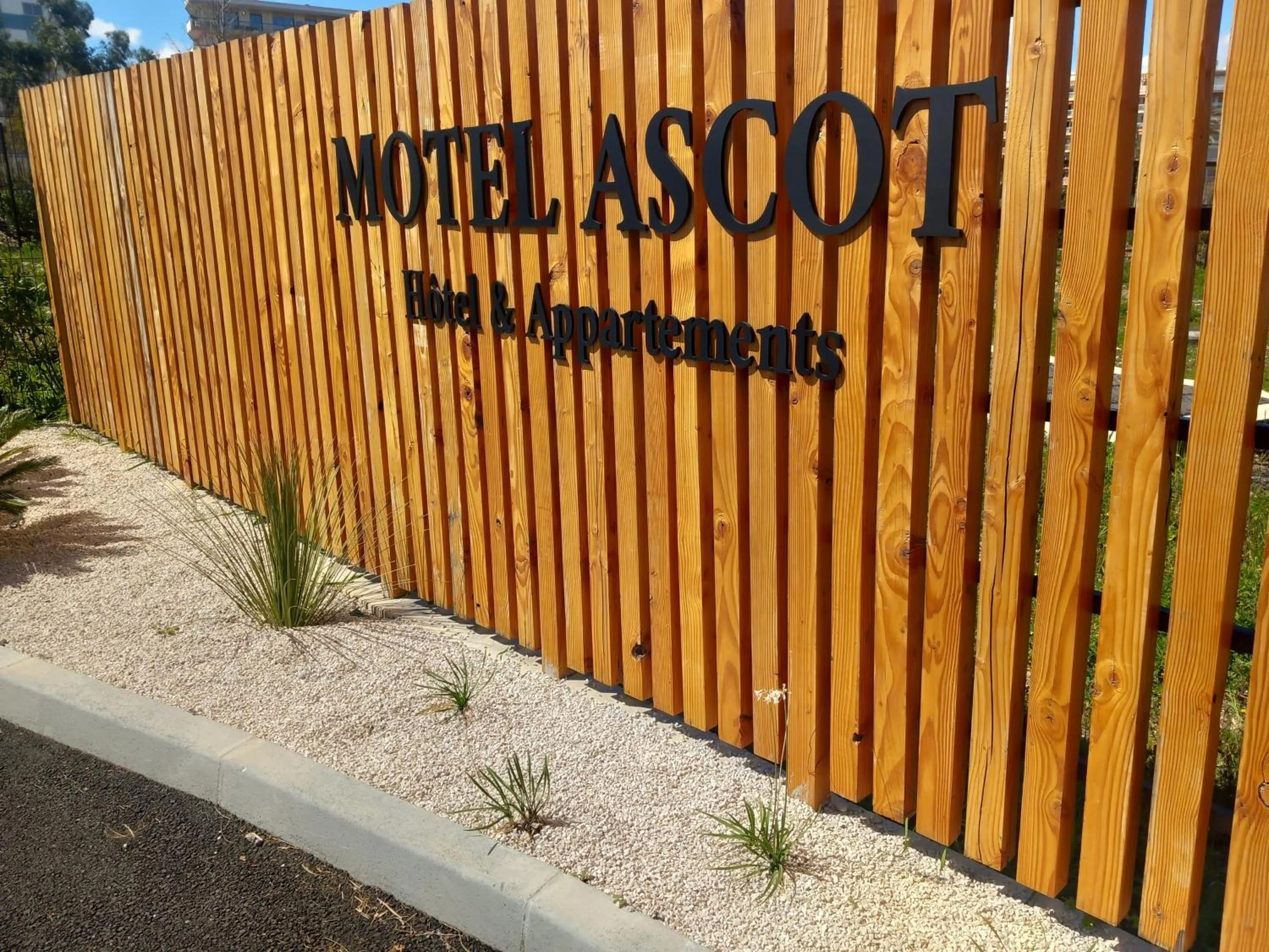 Facade/entrance in MOTEL ASCOT - Hotel & Appartements