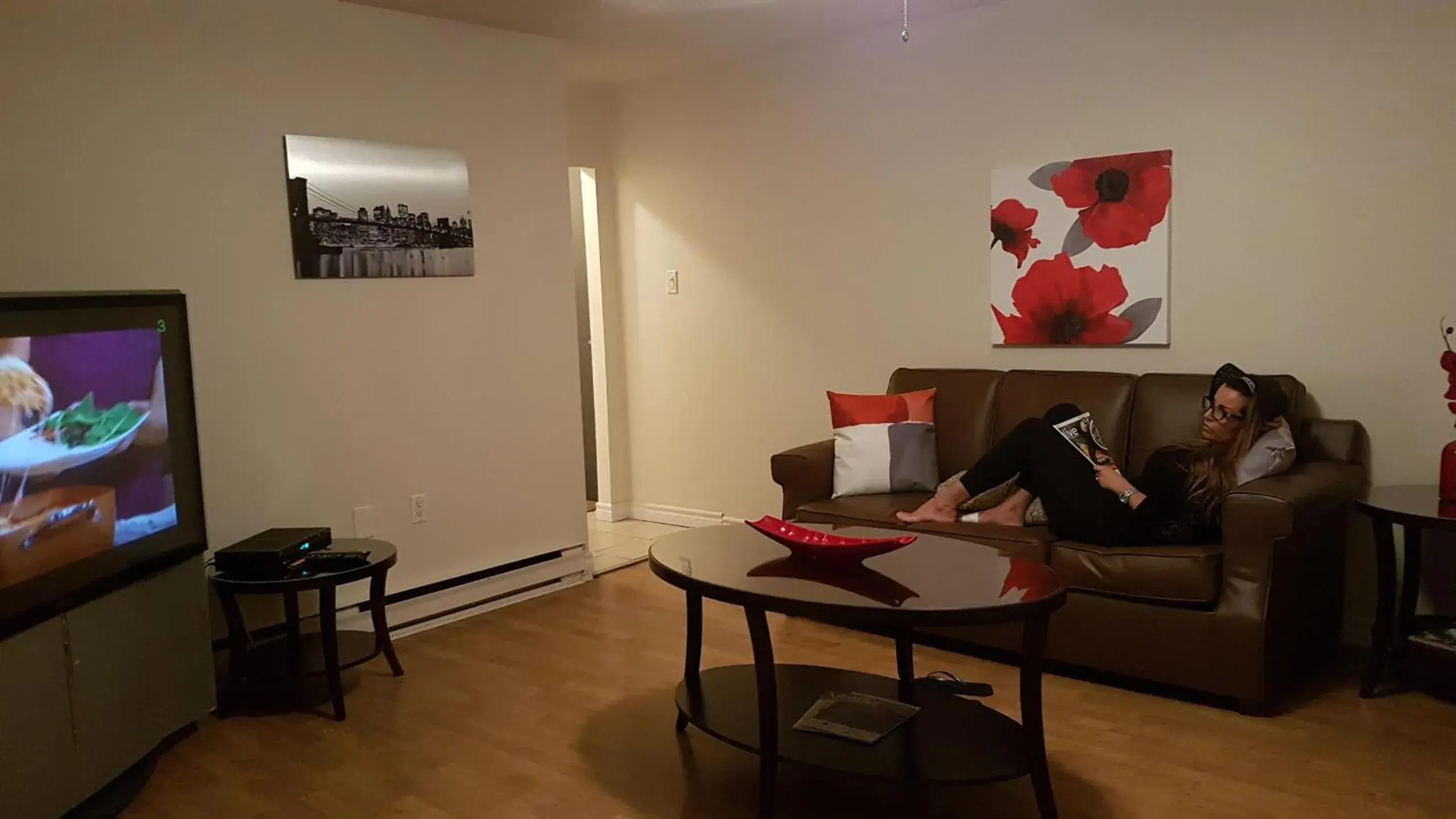 Three-Bedroom Apartment in Three-Bedroom Apartment Sweet #6 by Amazing Property Rentals Three-Bedroom Apartment in Three-Bedroom Apartment Sweet #6 by Amazing Property Rentals
