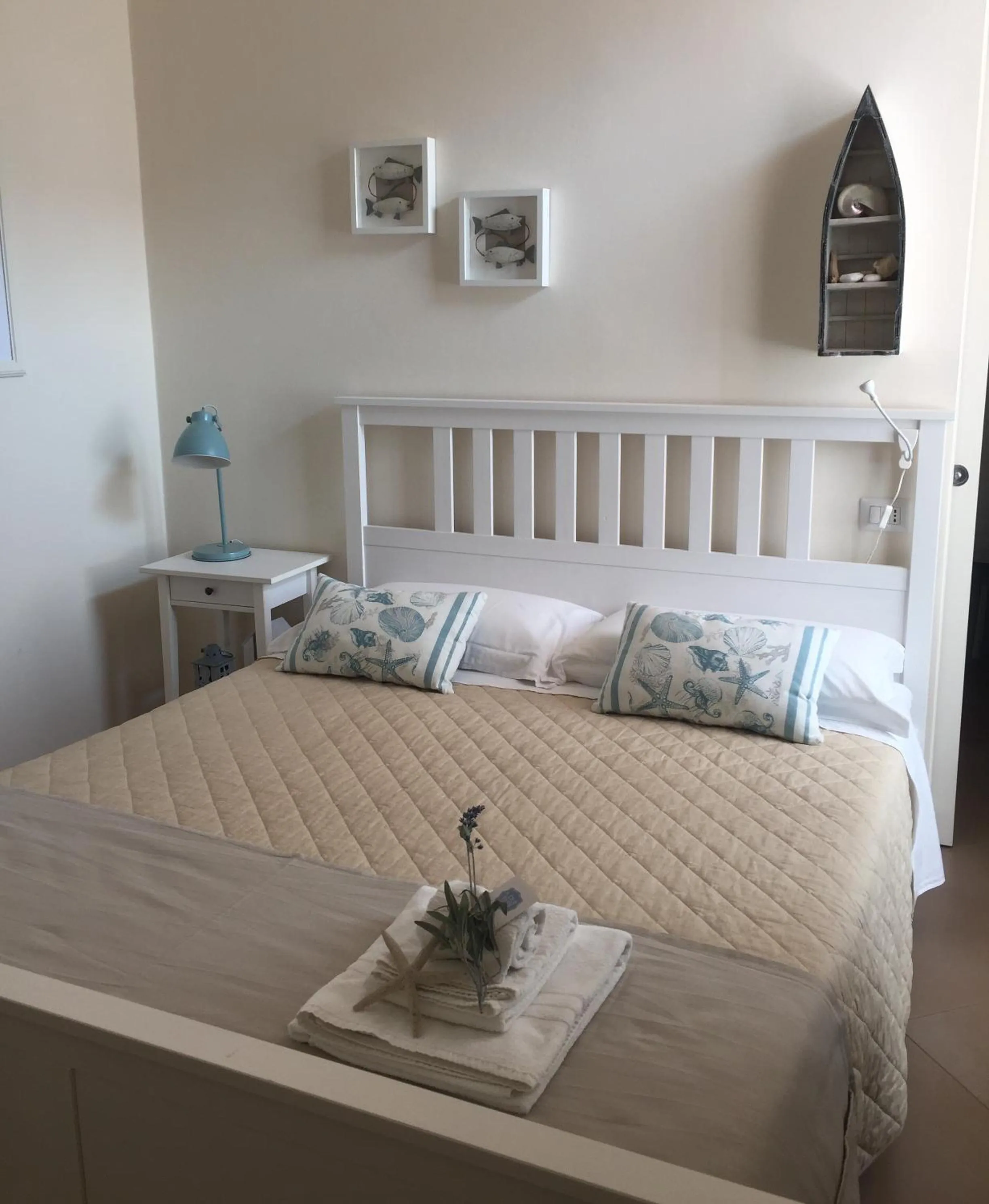 Bed in A Due Passi B&B