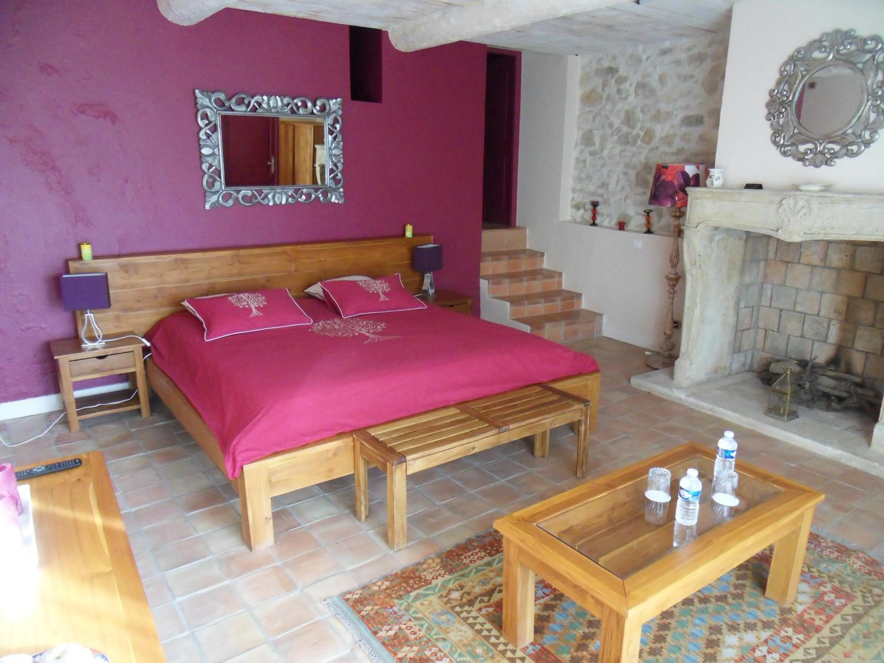 Large Double Room in Domaine de L'Olibaou
