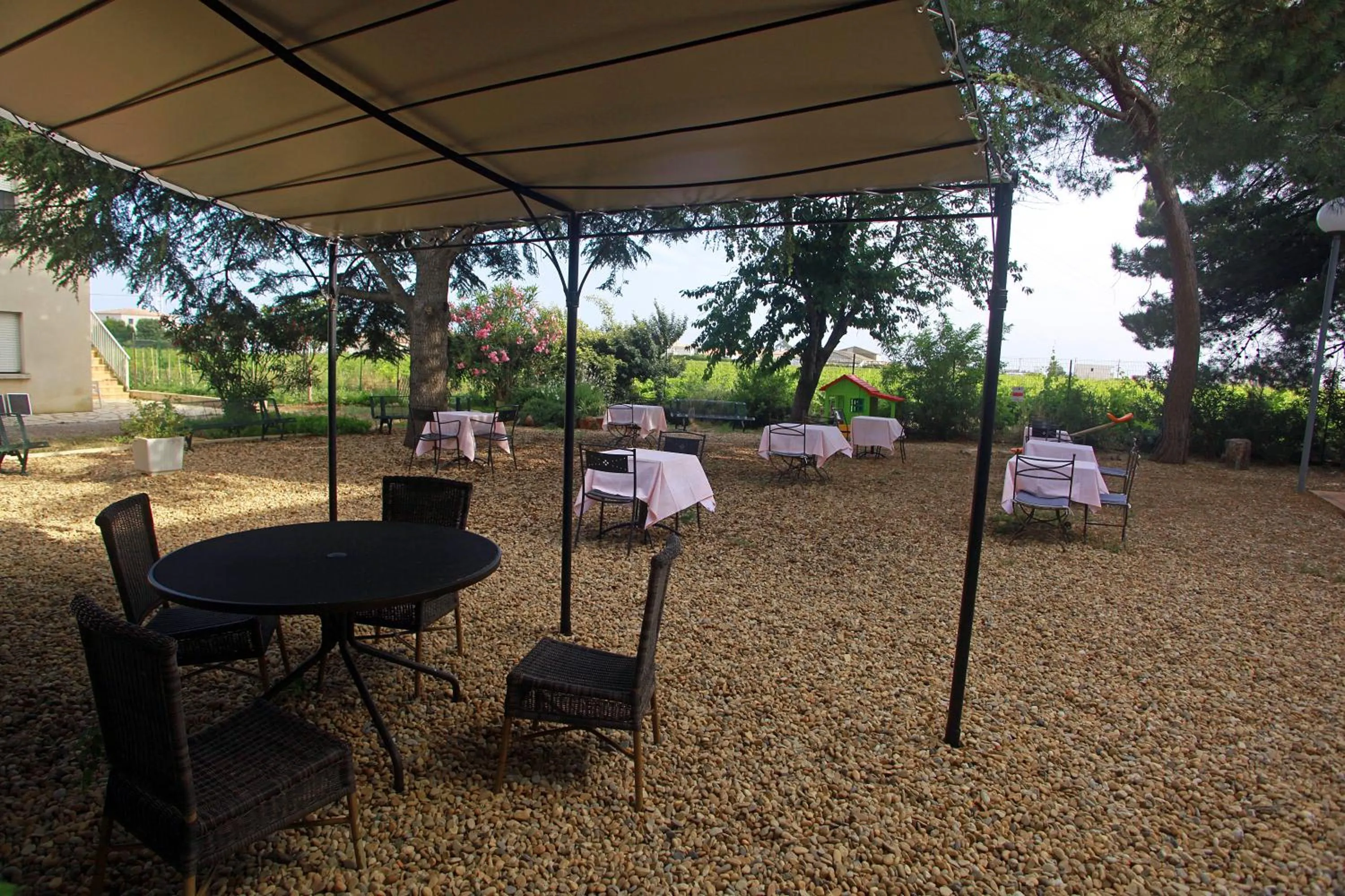 Balcony/Terrace in Hôtel restaurant LOGIS HOTELLERIE DE BALAJAN