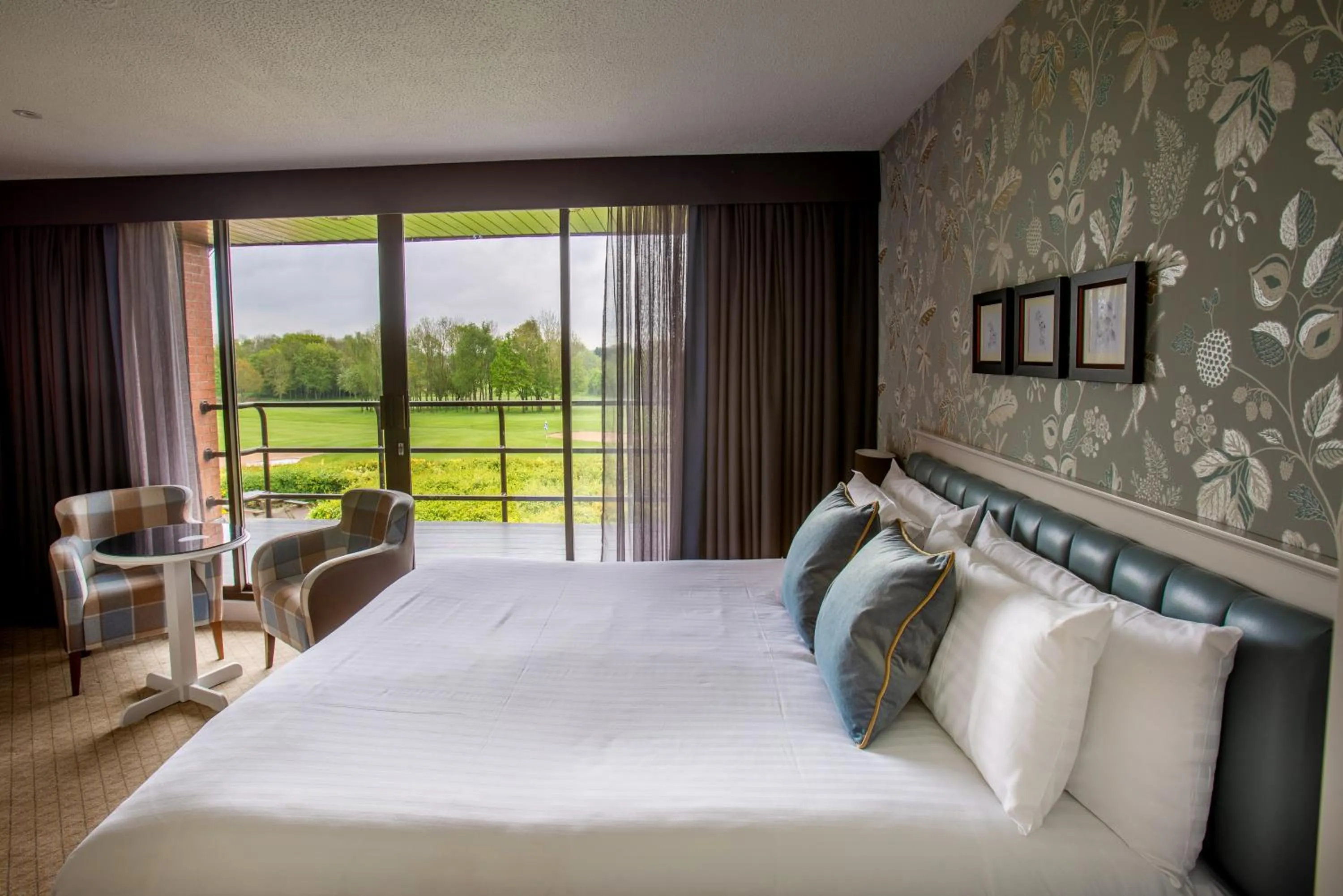 Balcony/Terrace, Bed in Abbey Hotel Golf & Spa