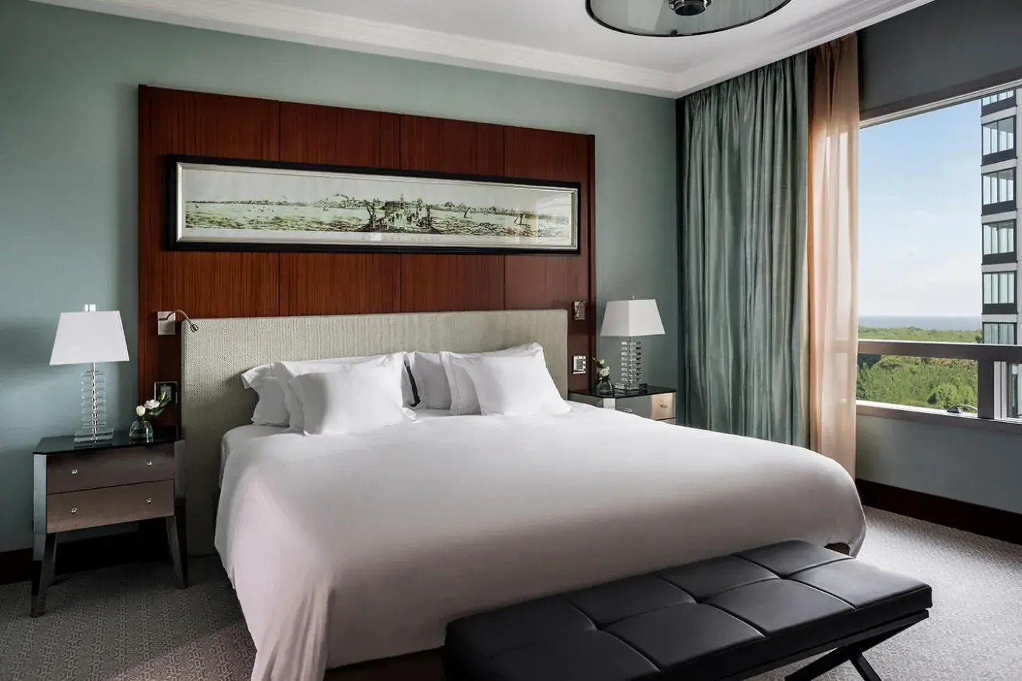 Suite with River View in Alvear Icon Hotel Suite with River View in Alvear Icon Hotel