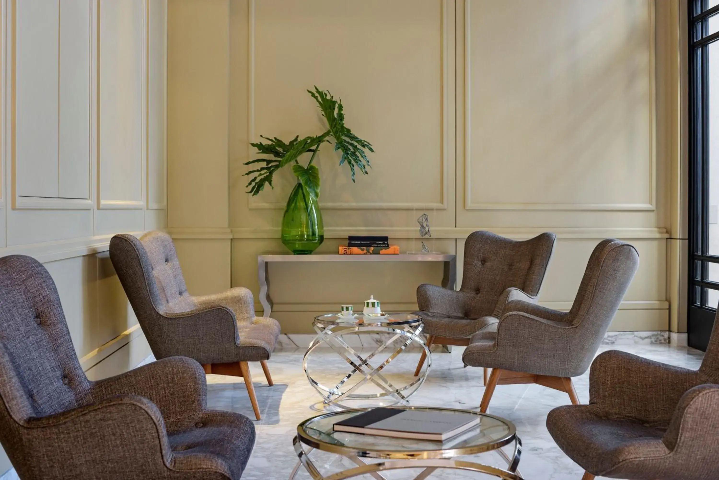 Lobby or reception in Alvear Icon Hotel Lobby or reception in Alvear Icon Hotel