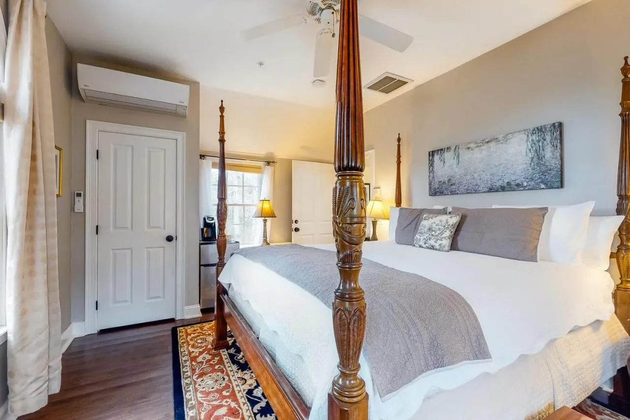 Bed in Brewster by the Sea Inn