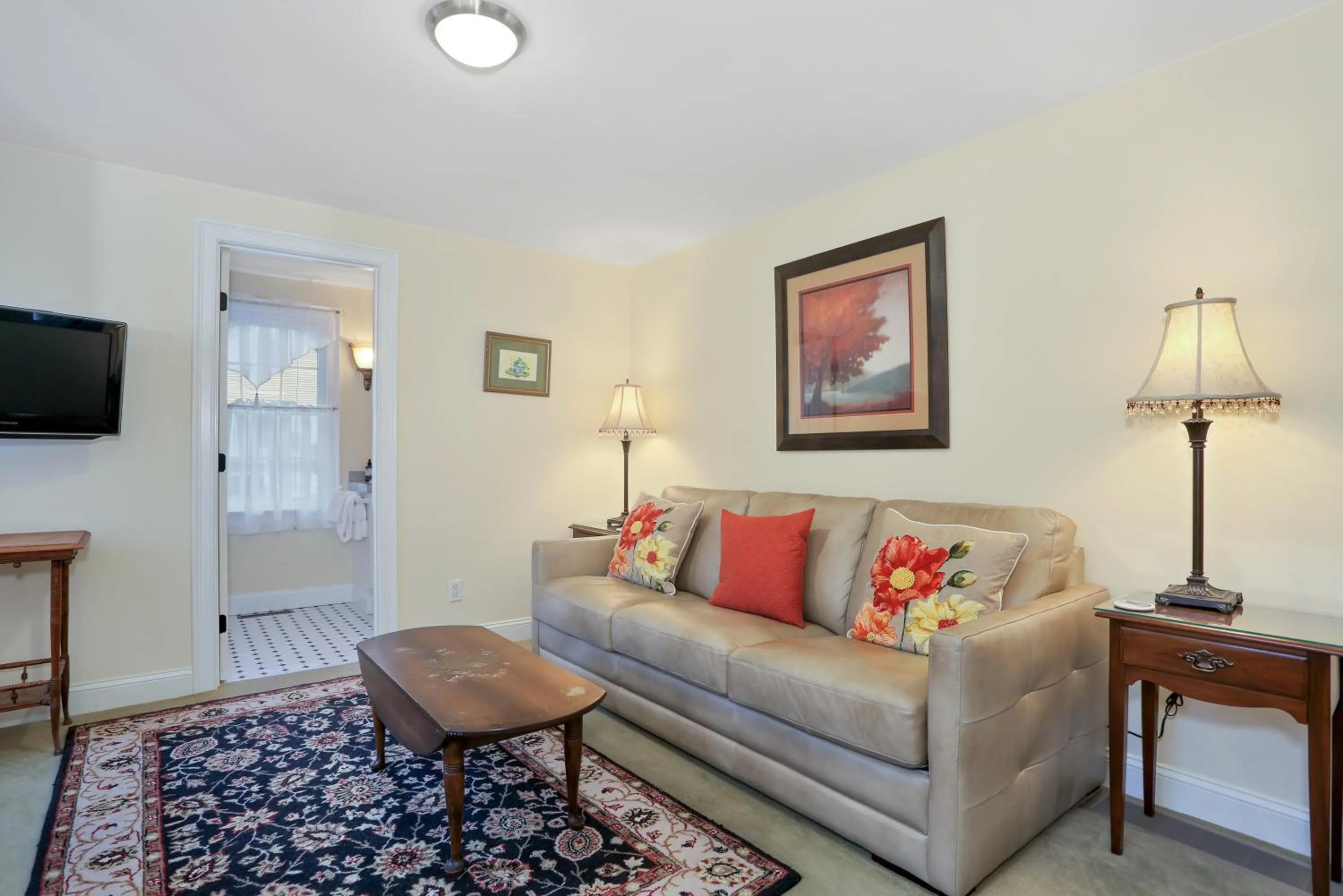 Living room in Brewster by the Sea Inn
