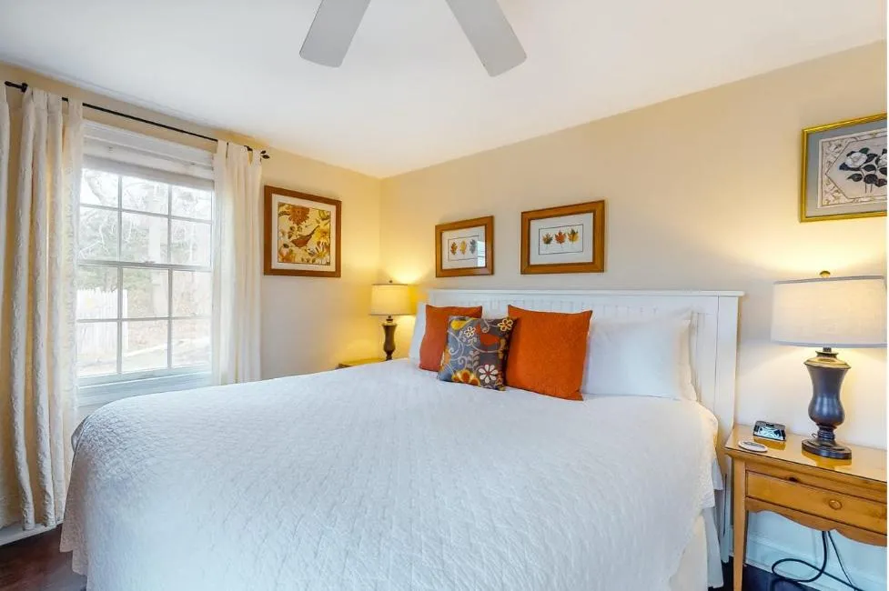 Bed in Brewster by the Sea Inn