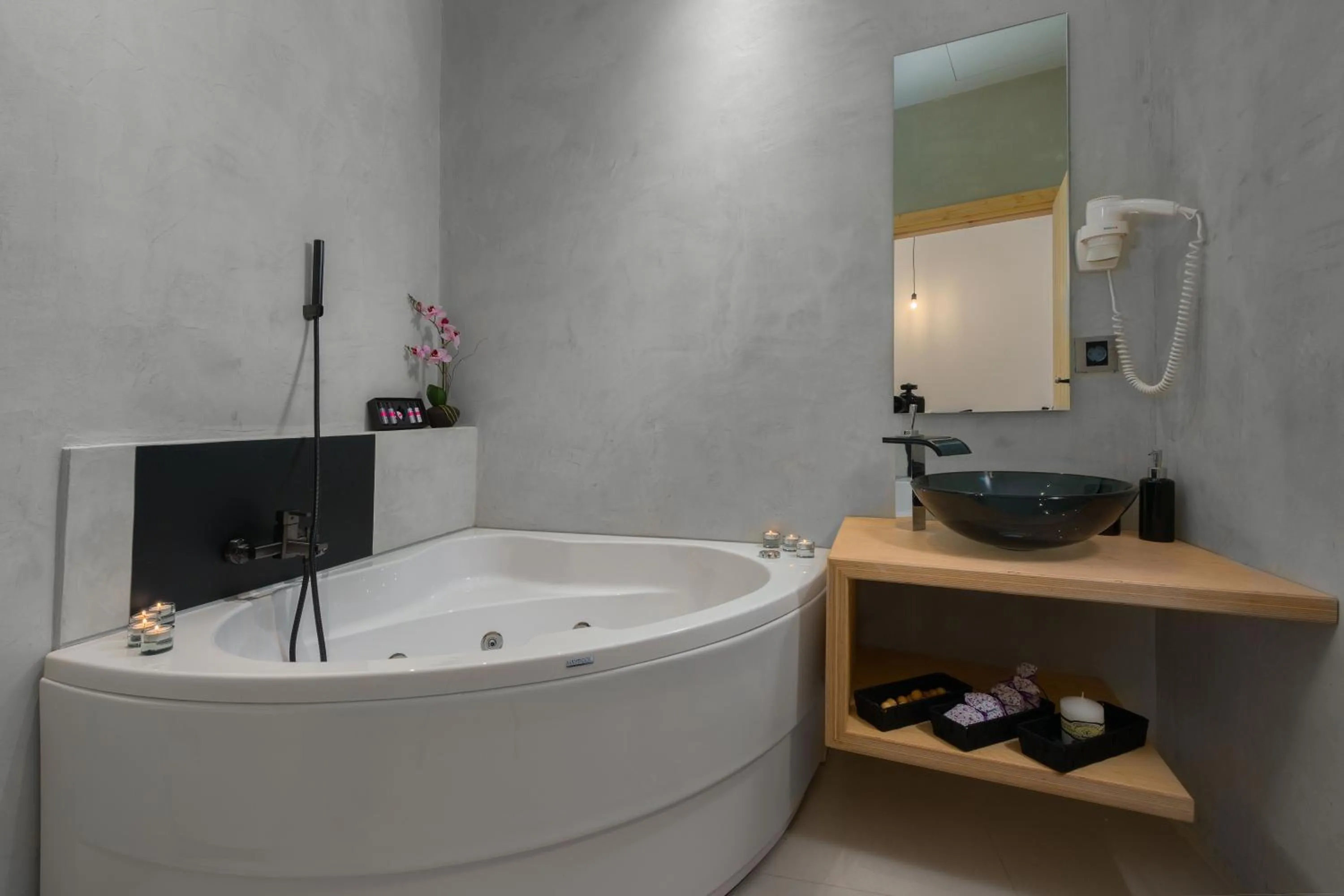 Toilet in Old Town Senses Boutique Hotel