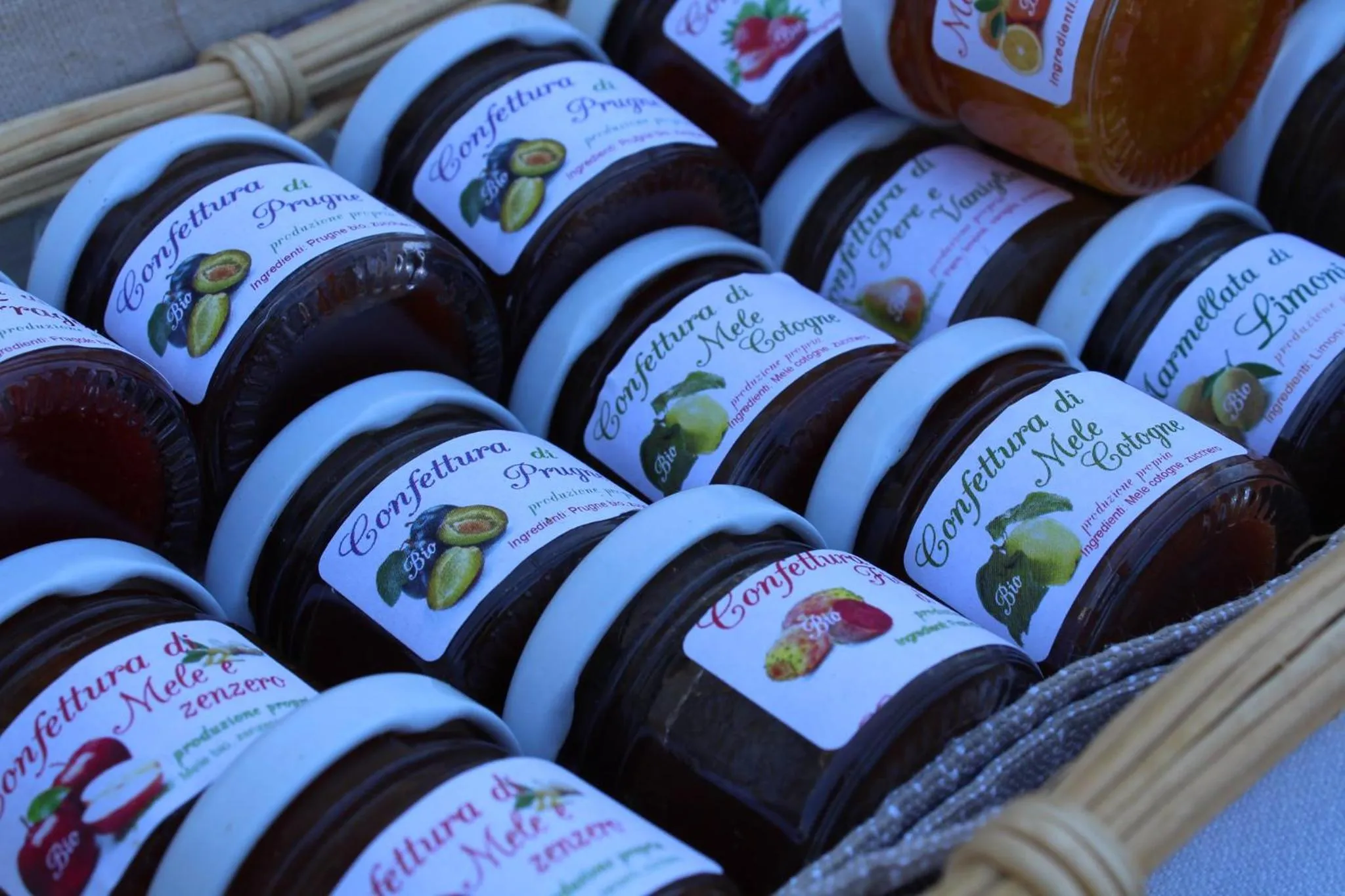 Food close-up in Dimora San Quirico - bed e breakfast - Cisternino