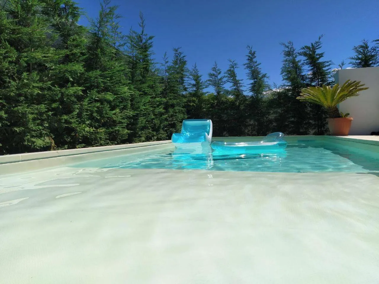Swimming pool in Dimora San Quirico - bed e breakfast - Cisternino
