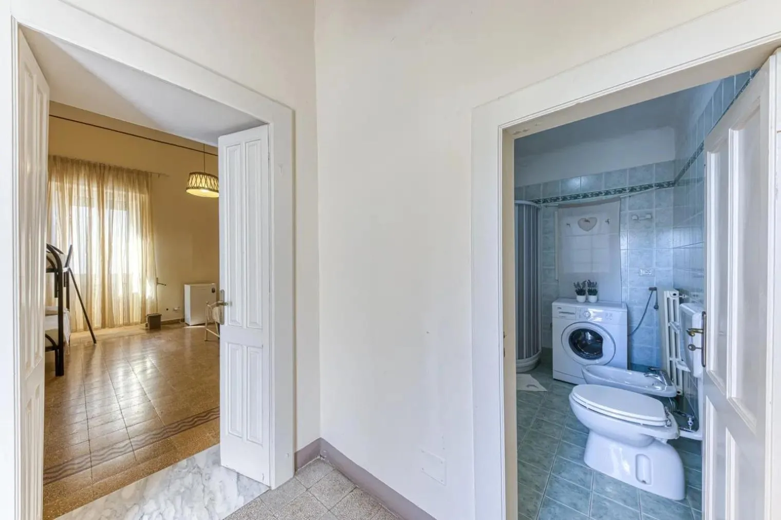 Toilet in La Corte dei Mille