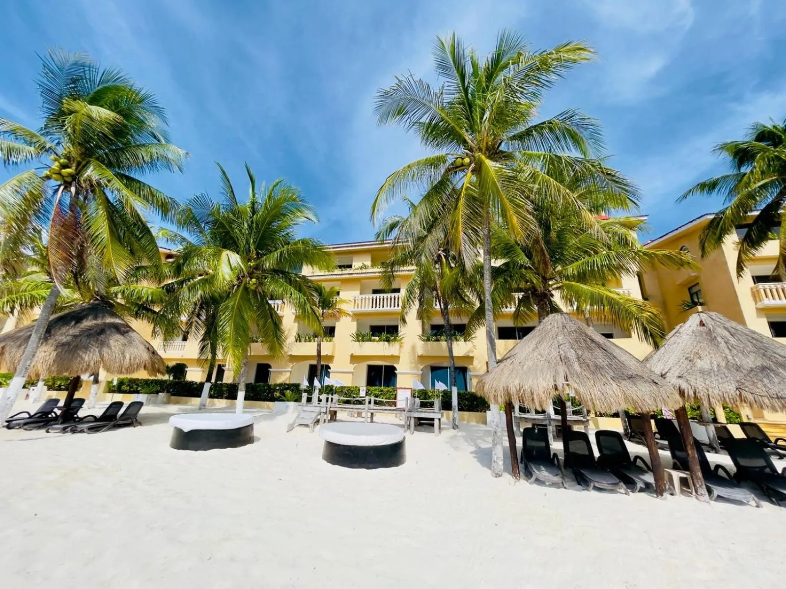 Beach in Tropical apartment