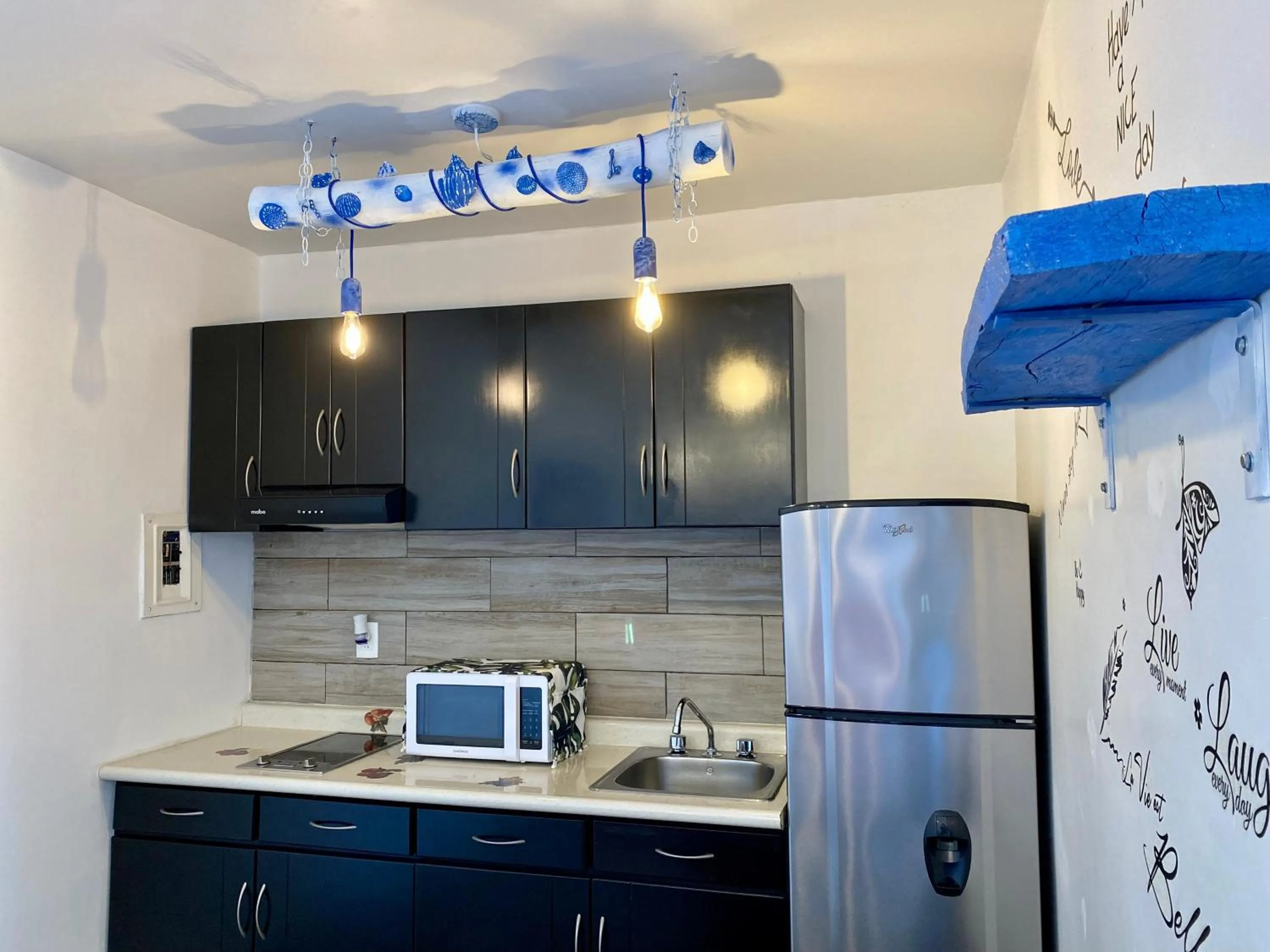 Kitchen or kitchenette in Tropical apartment