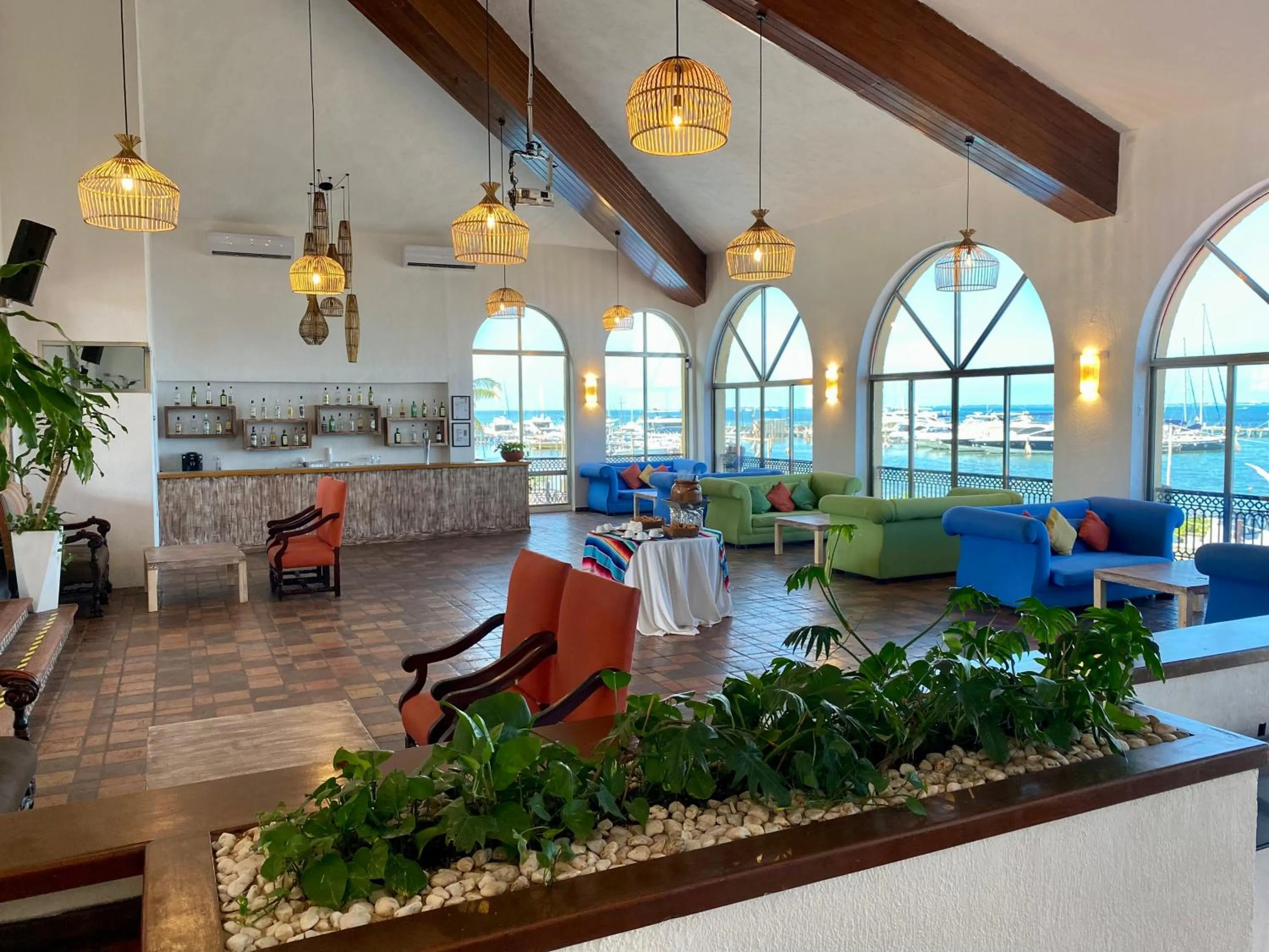 Lounge or bar in Tropical apartment